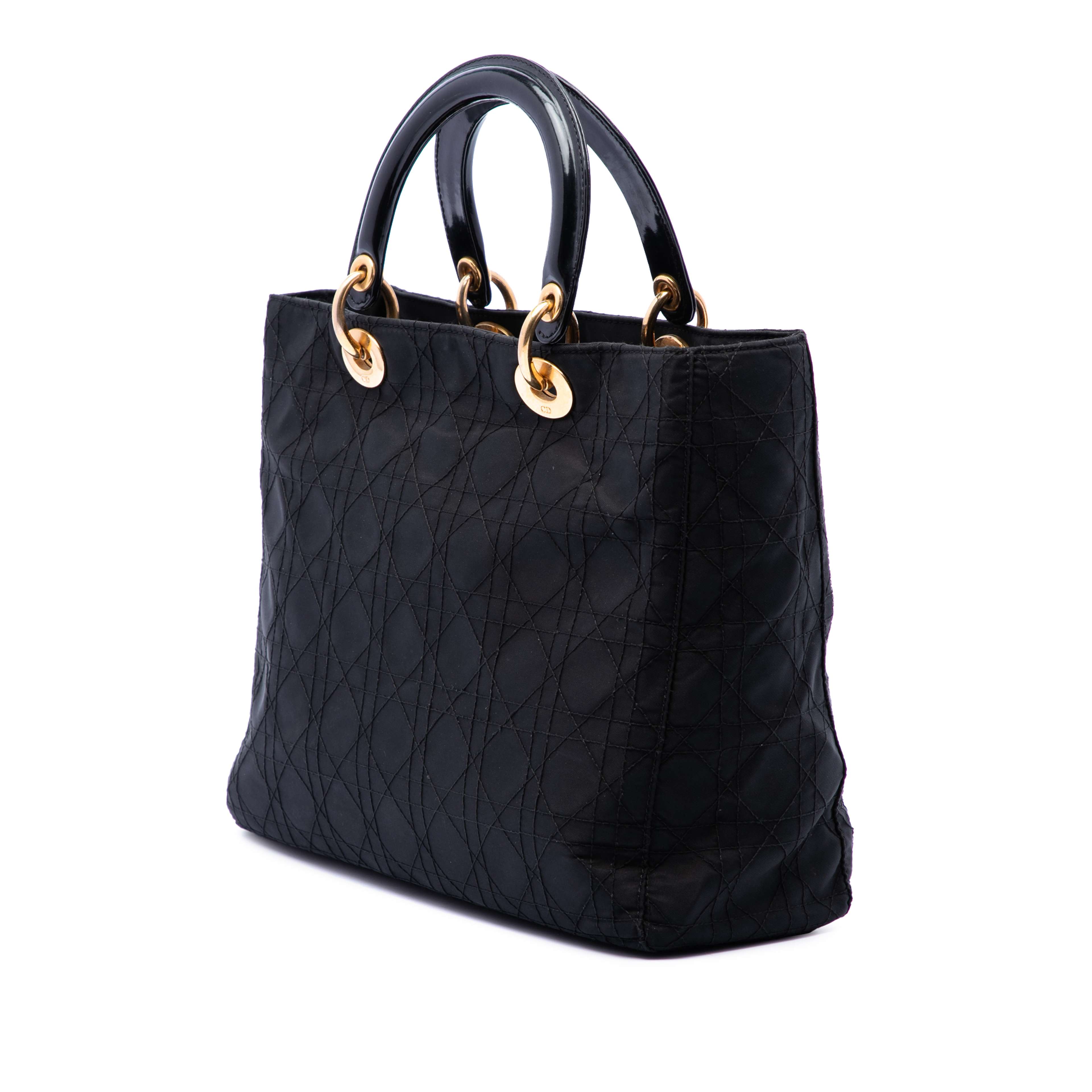Dior Large Nylon Cannage Lady Dior, från Luxclusif, i färgen svart. Klicka för att öppna bilden i stort format