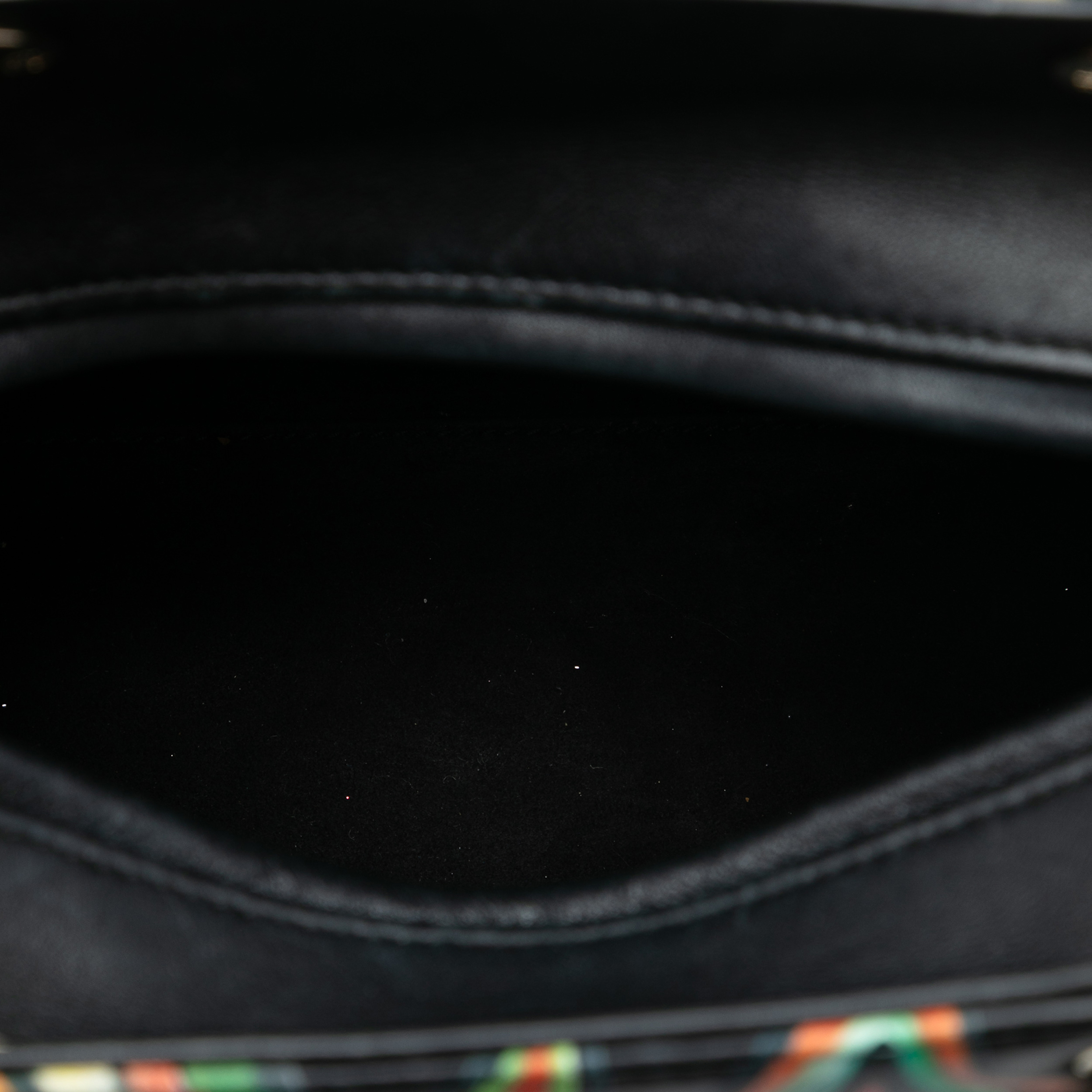 Dior Limited Edition Dioramour Medium Calfskin Lady Dior, från Luxclusif, i färgen black. Klicka för att öppna bilden i stort format