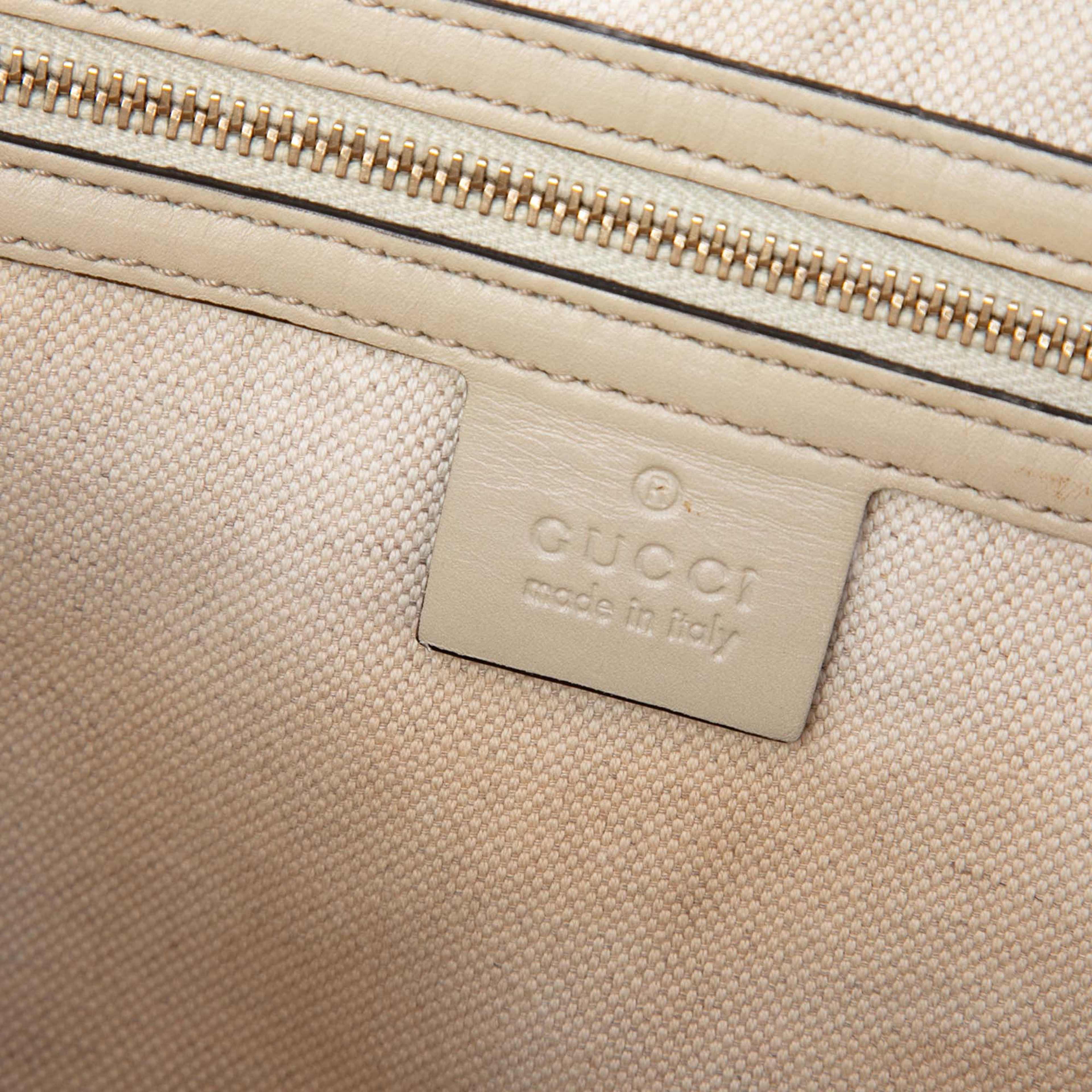 Gucci Gg Canvas Web Mayfair Tote, från Luxclusif, i färgen vit. Klicka för att öppna bilden i stort format