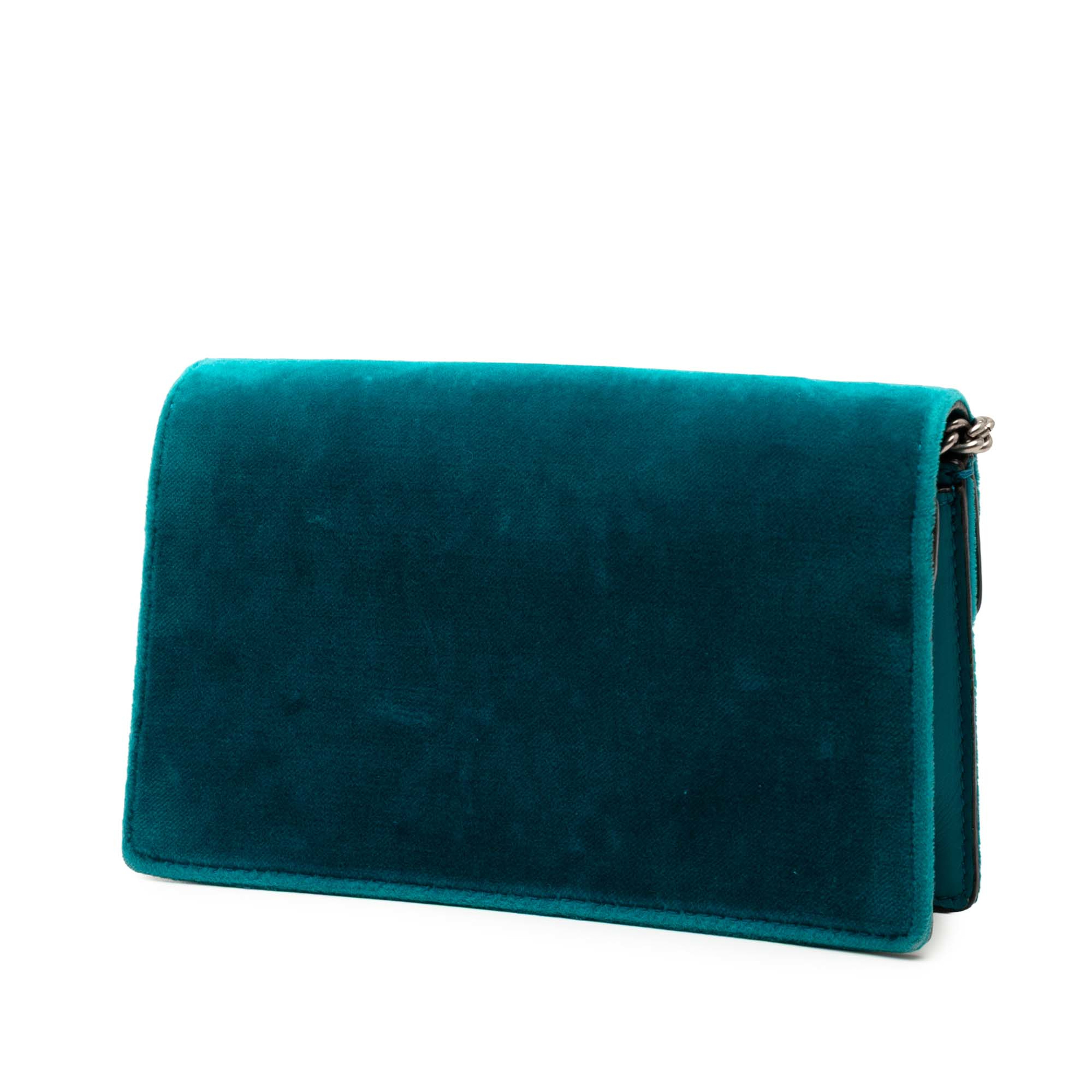 Gucci Mini Velvet Dionysus Crossbody, från Luxclusif, i färgen blue. Klicka för att öppna bilden i stort format