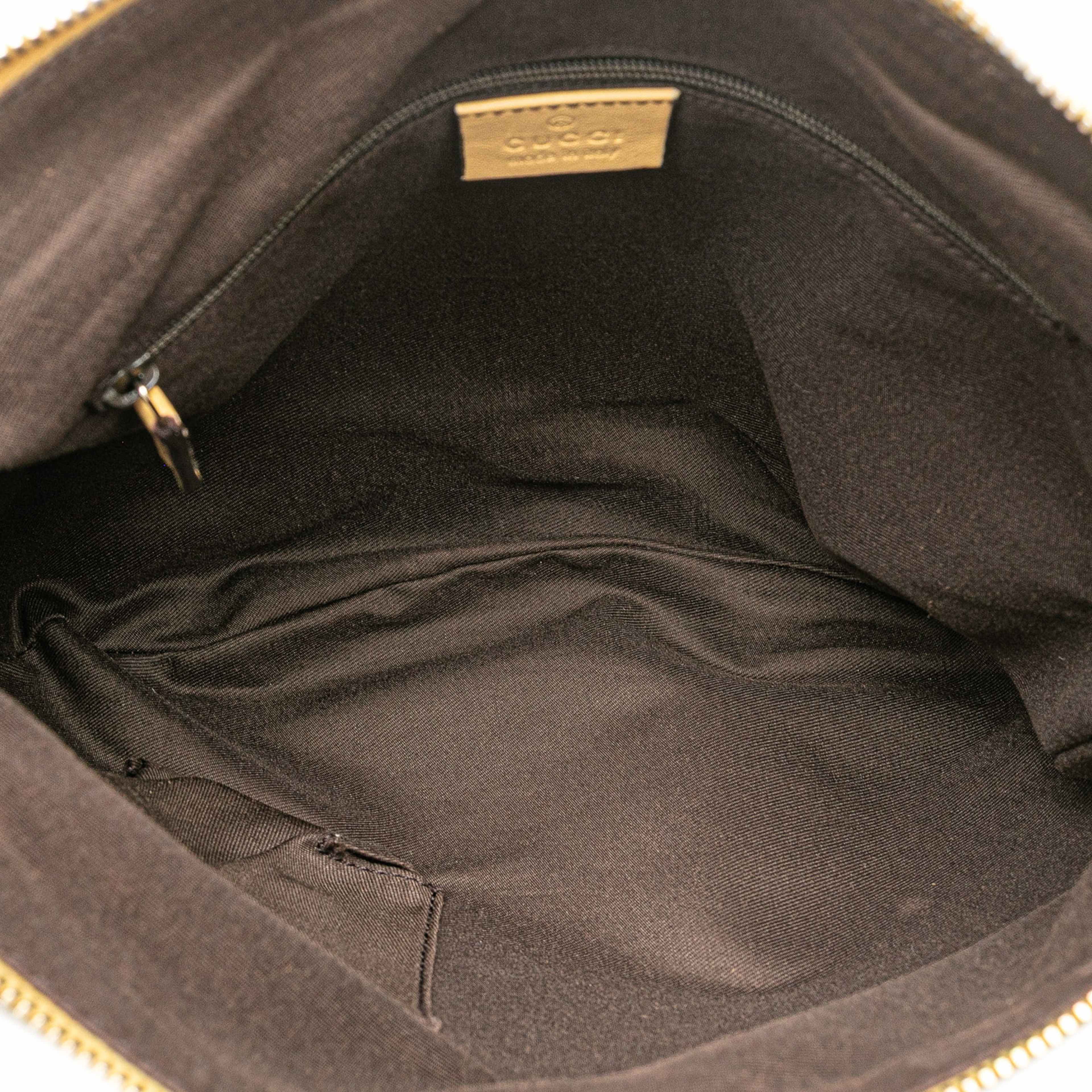 Gucci Gg Canvas Abbey D Ring Crossbody, från Luxclusif, i färgen brown. Klicka för att öppna bilden i stort format