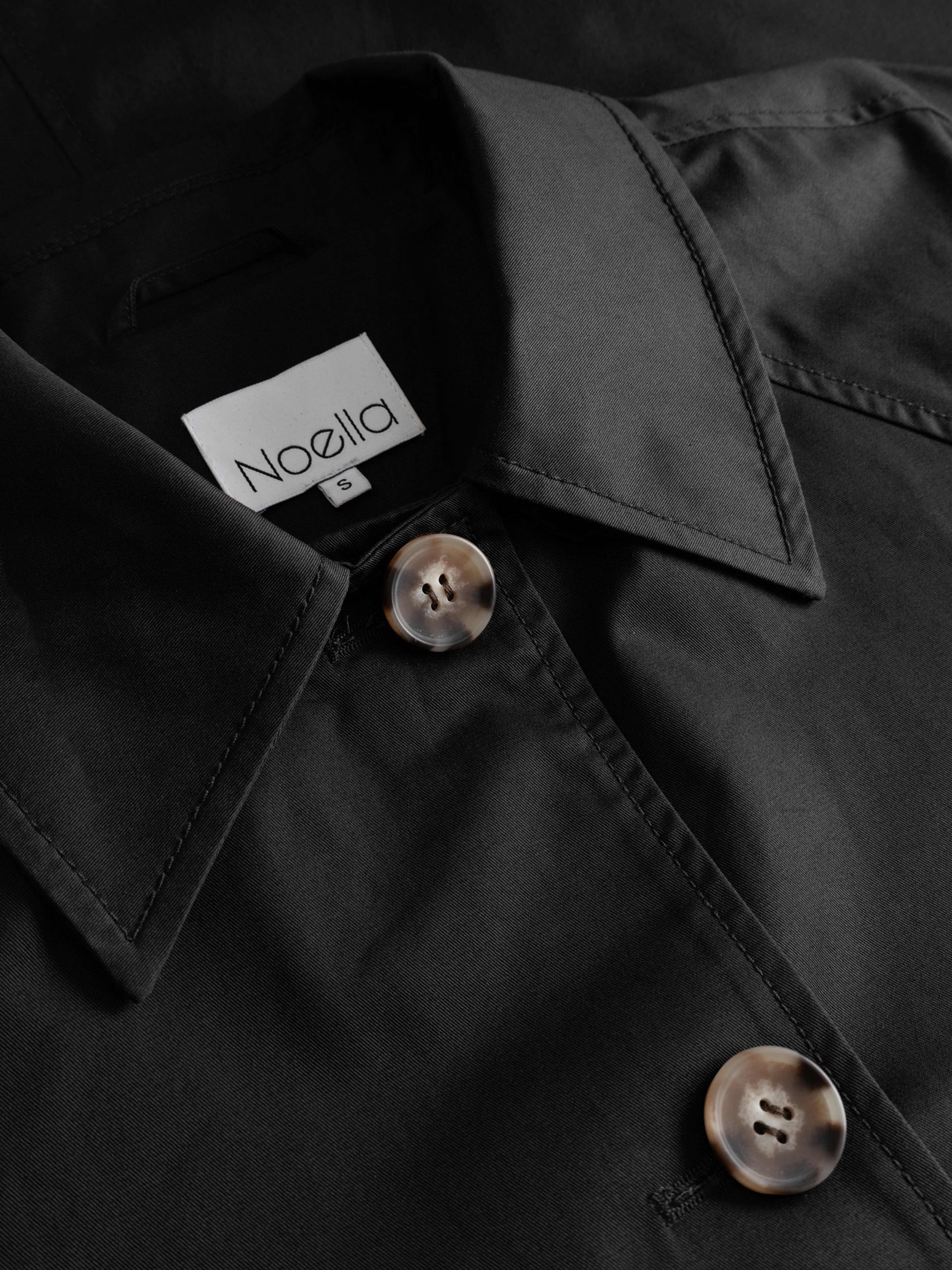 Lilli Coat - Black, från Noella, i färgen black. Klicka för att öppna bilden i stort format