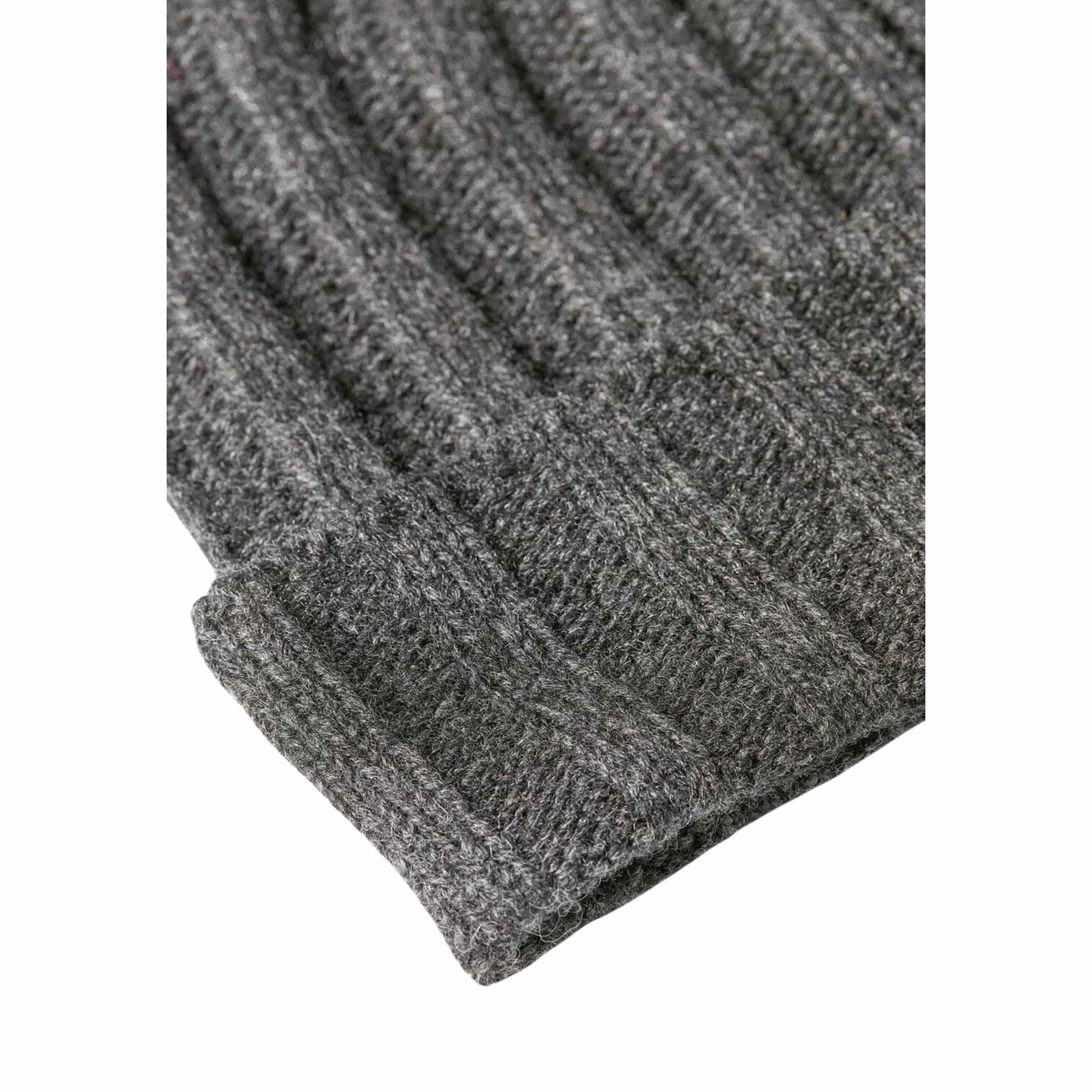 Wool Beanie, från John Henric, i färgen ljusgrå. Klicka för att öppna bilden i stort format