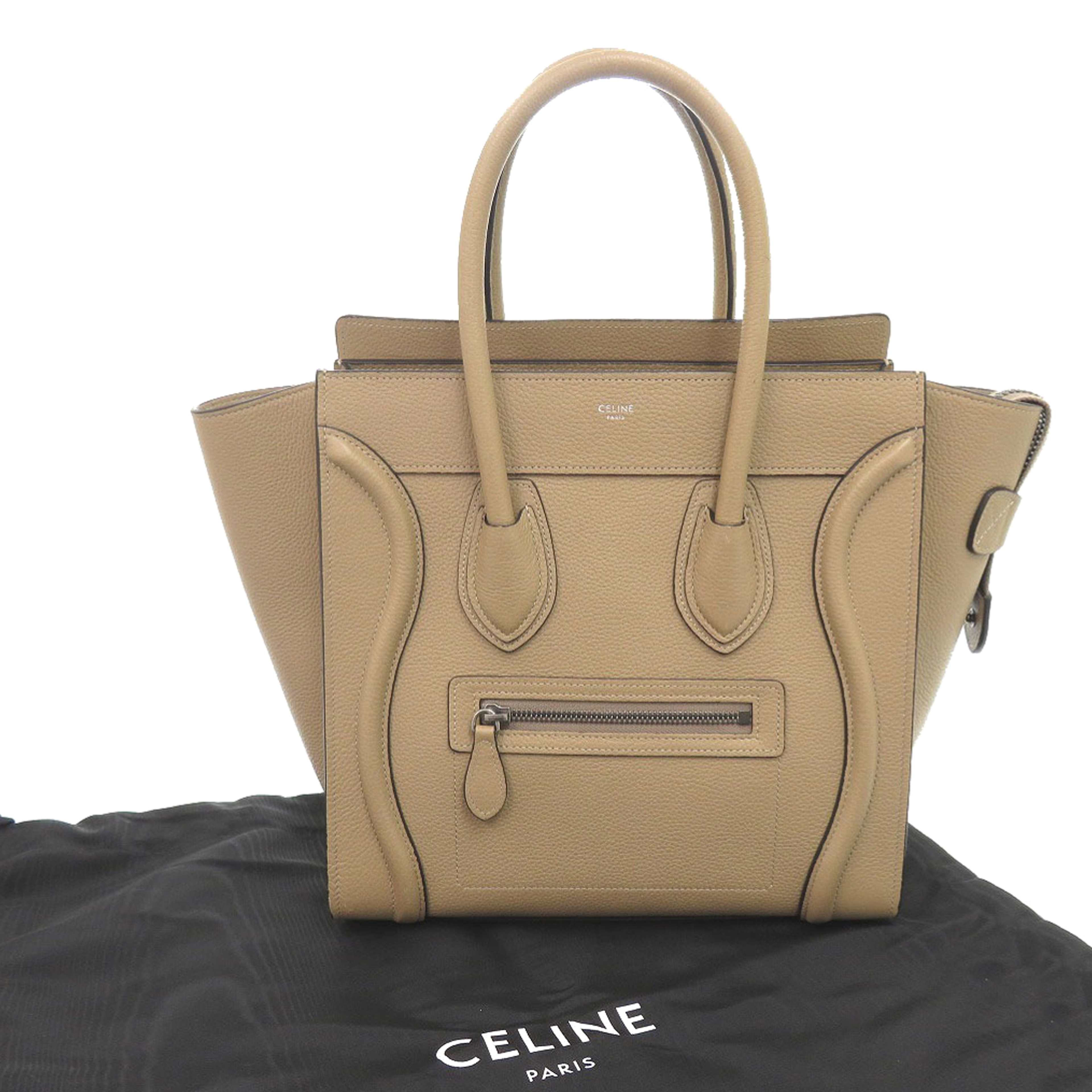 Celine Micro Drummed Calfskin Luggage Tote, från Luxclusif, i färgen beige. Klicka för att öppna bilden i stort format