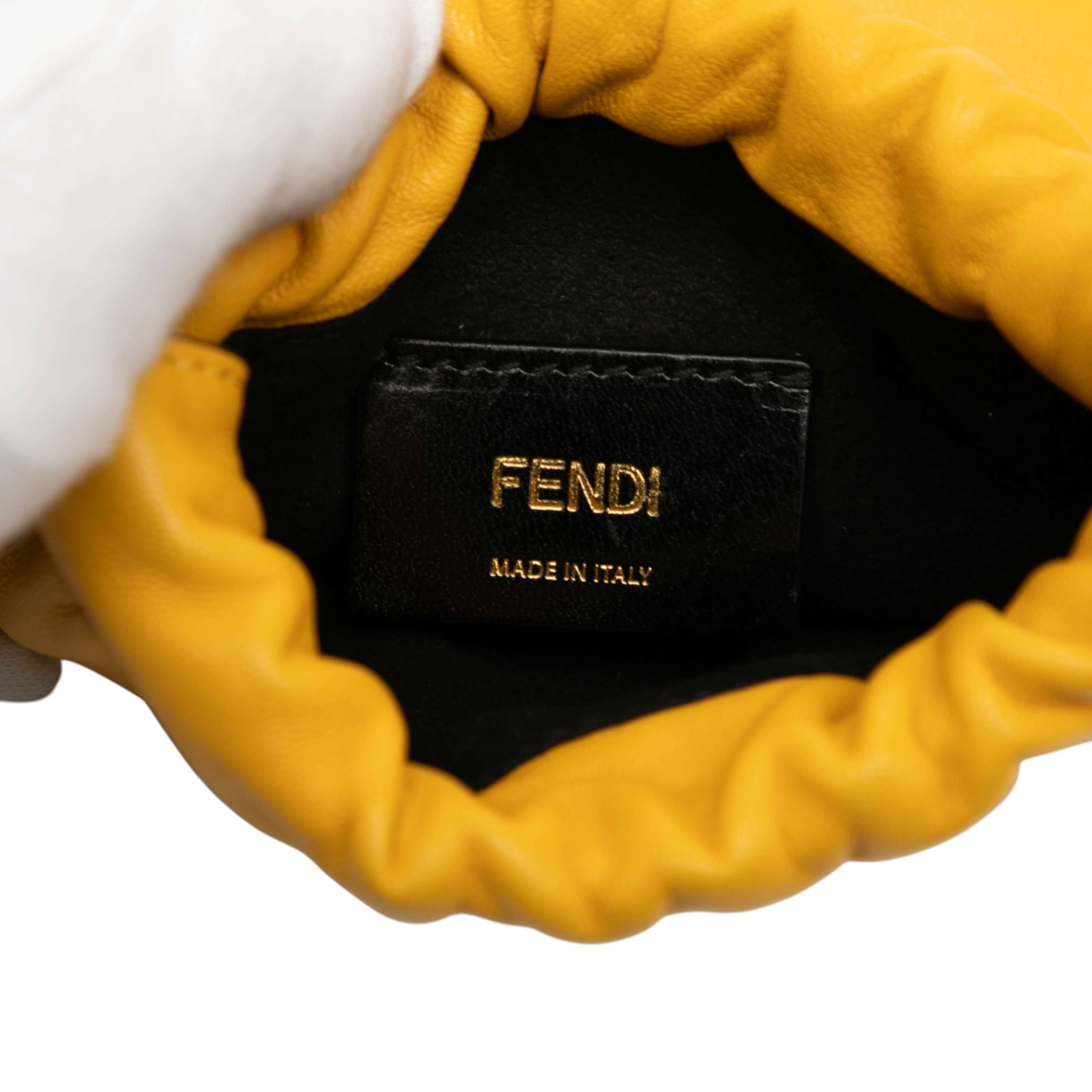 Fendi Nappa Logo Neck Phone Pouch, från Luxclusif, i färgen yellow. Klicka för att öppna bilden i stort format