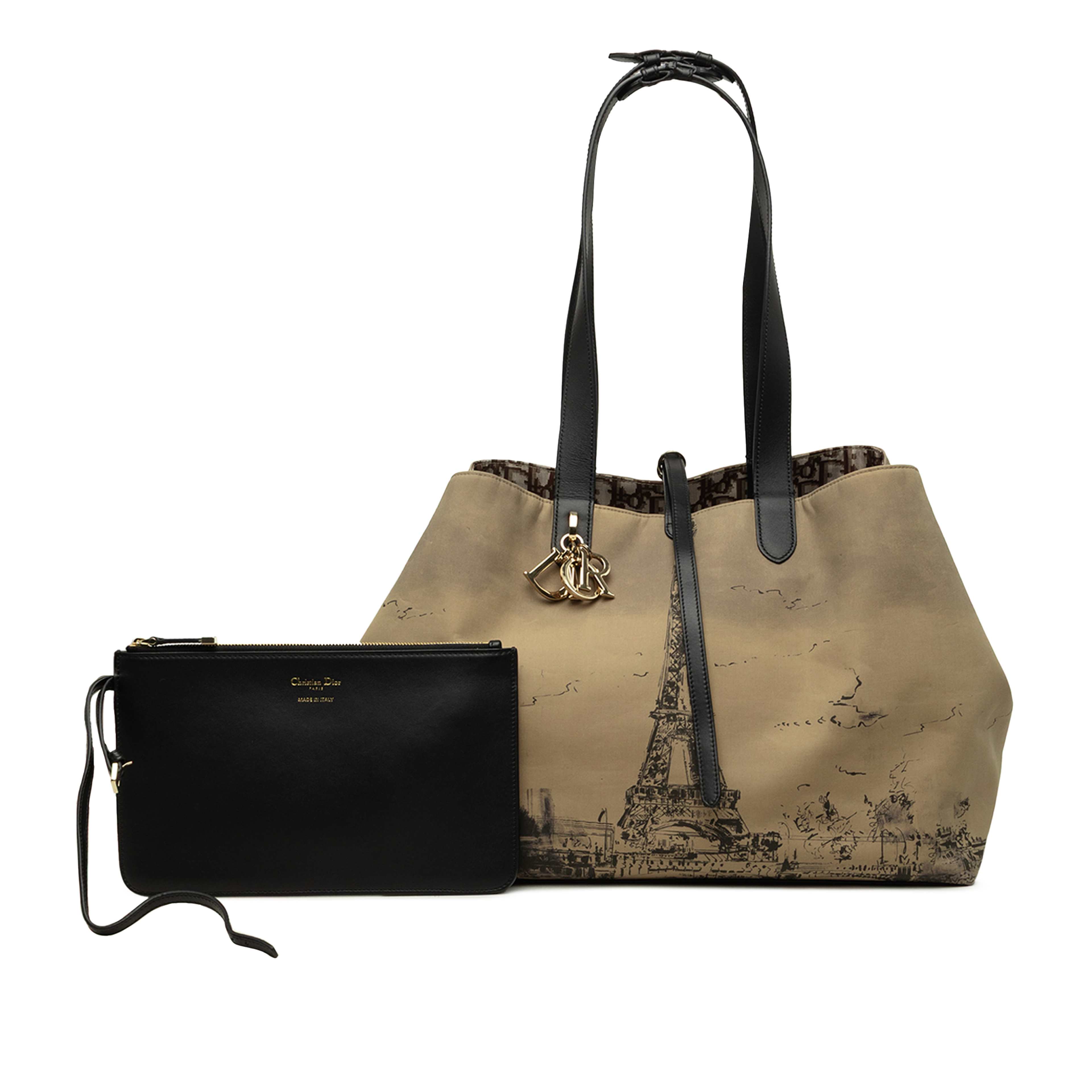 Dior Large Nylon Eiffel Tower Toujours Tote, från Luxclusif, i färgen beige. Klicka för att öppna bilden i stort format