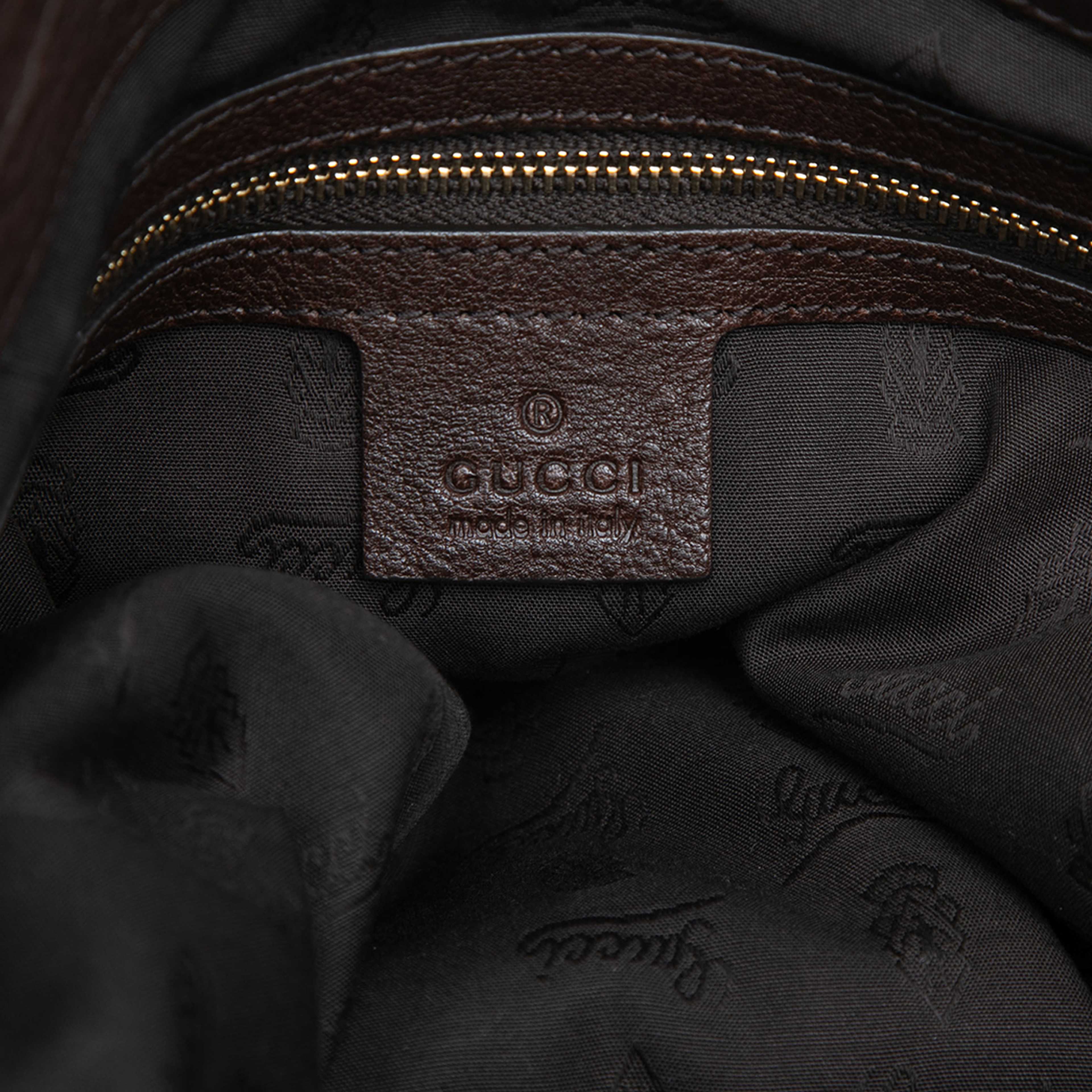 Gucci Gg Canvas Gg Charm Tote, från Luxclusif, i färgen beige. Klicka för att öppna bilden i stort format