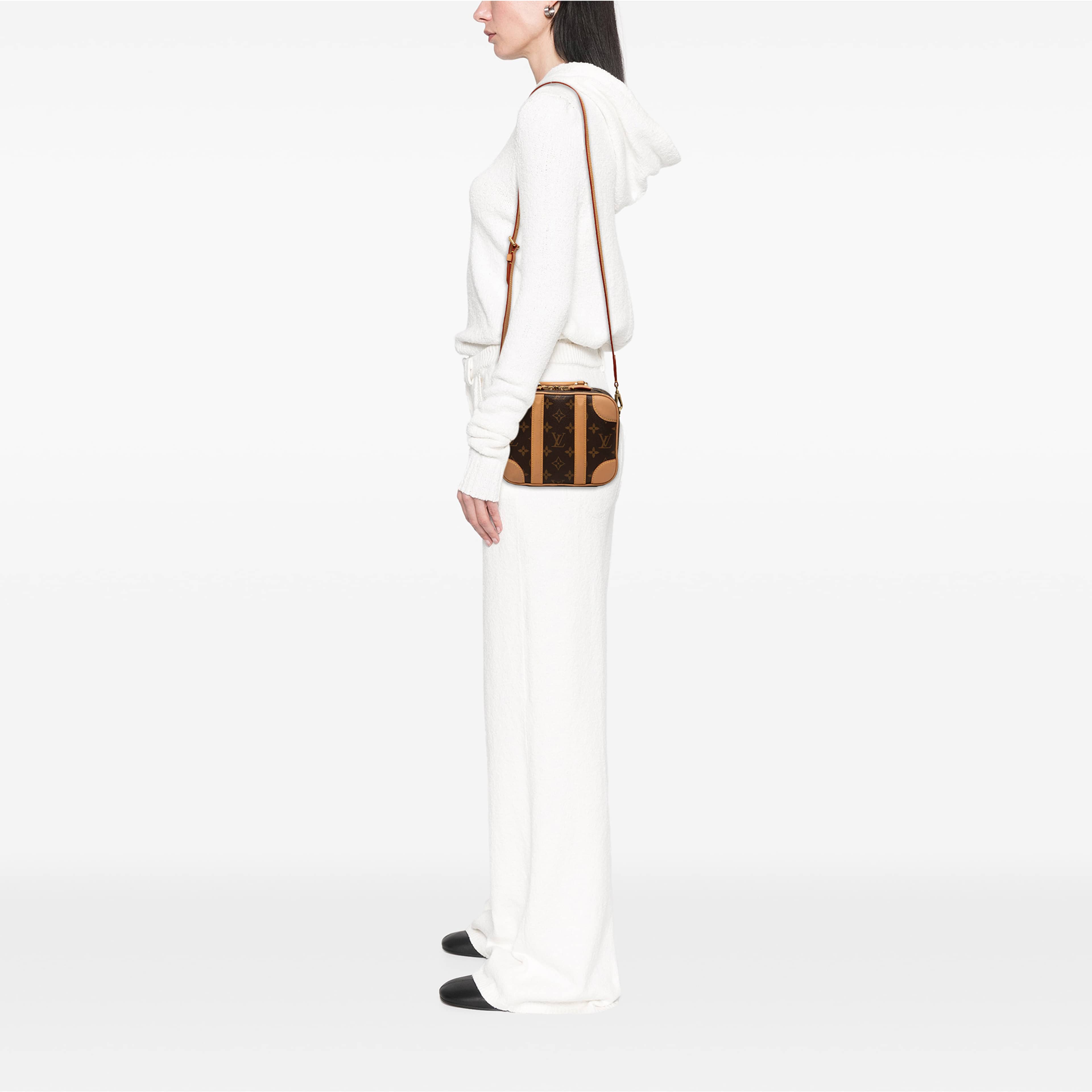 Louis Vuitton Monogram Valisette Bb, från Luxclusif, i färgen brun. Klicka för att öppna bilden i stort format