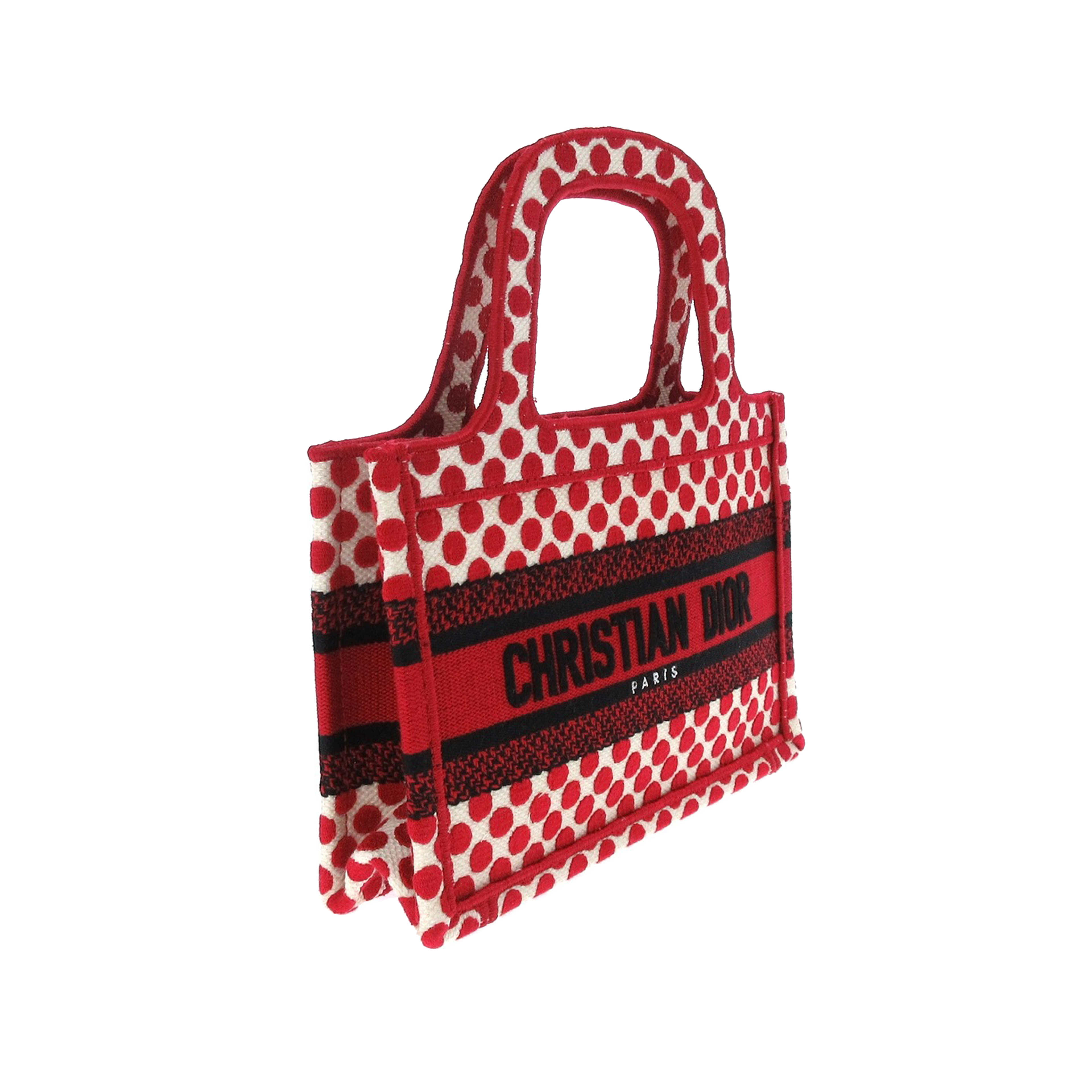 Dior Dioramour Mini Embroidered Canvas Dots Book Tote, från Luxclusif, i färgen röd. Klicka för att öppna bilden i stort format
