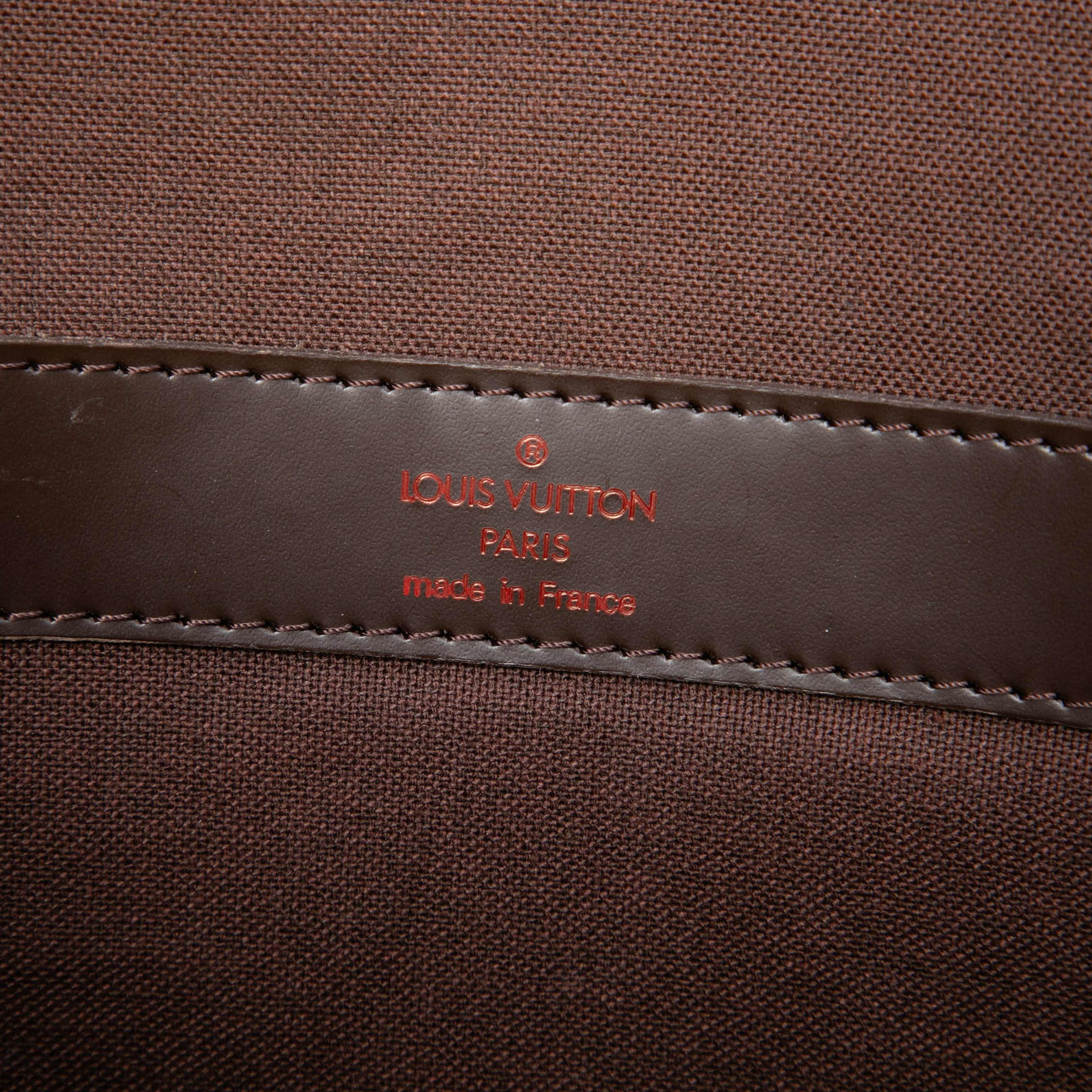Louis Vuitton Damier Ebene Naviglio, från Luxclusif, i färgen brun. Klicka för att öppna bilden i stort format