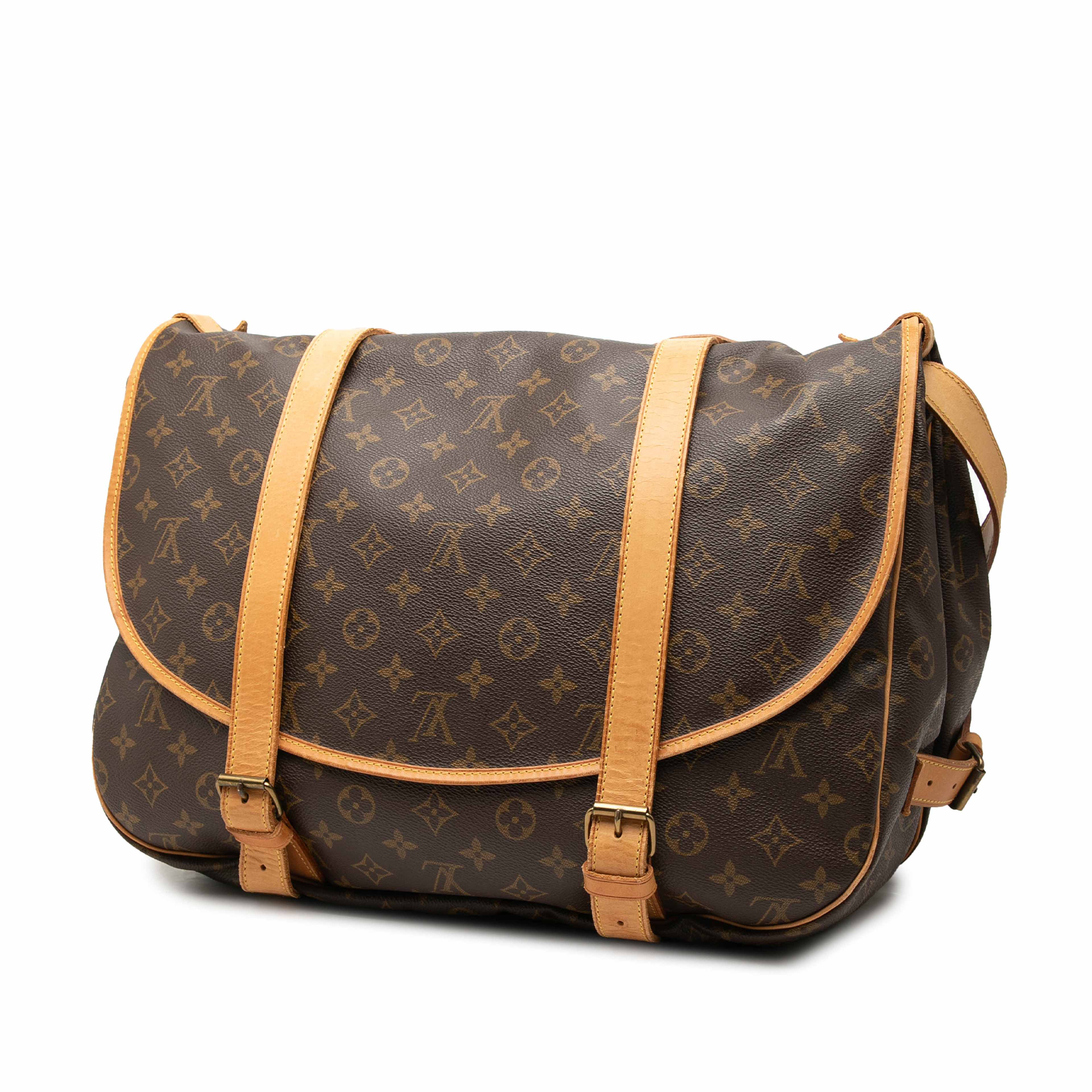 Louis Vuitton Monogram Saumur 43, från Luxclusif, i färgen brun. Klicka för att öppna bilden i stort format