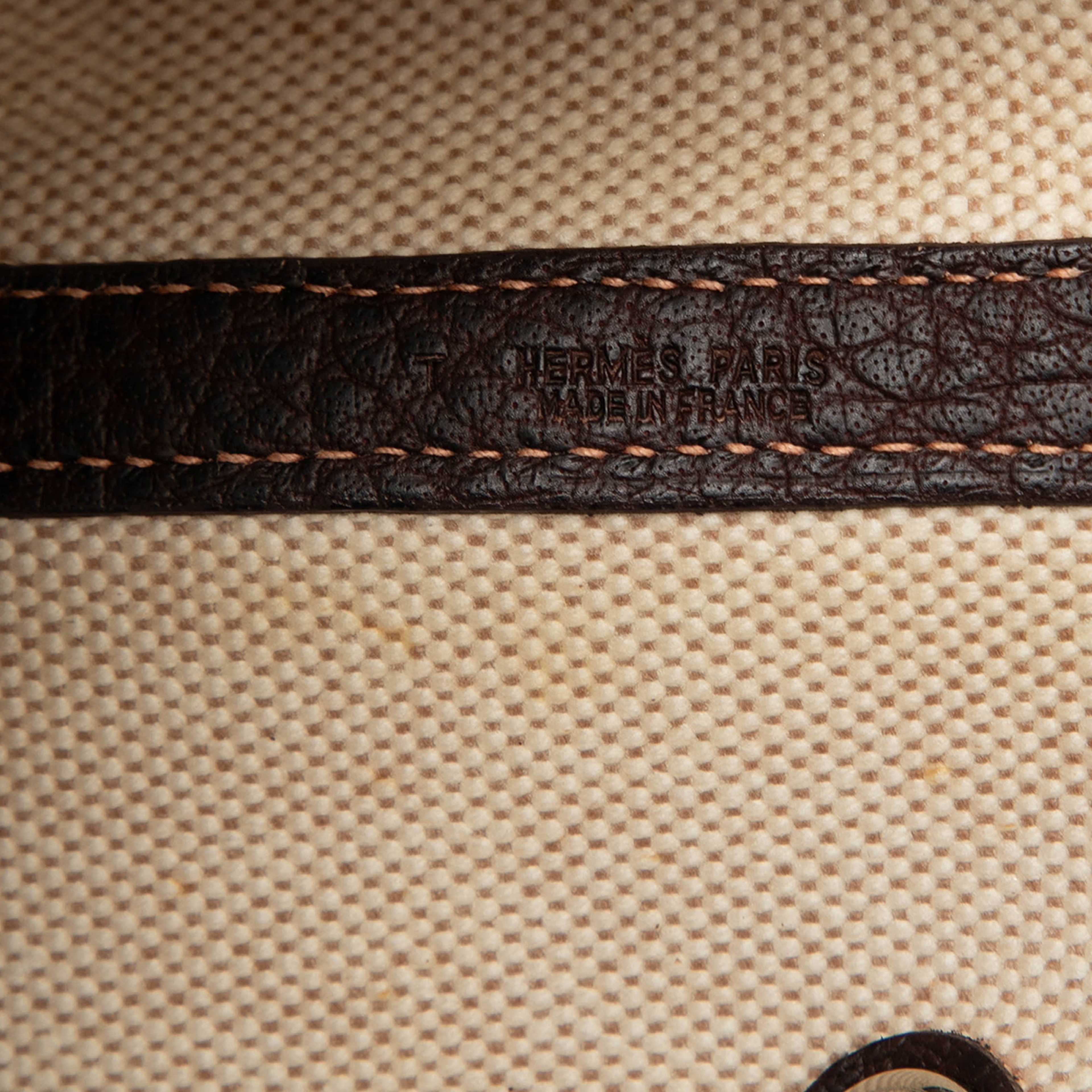 Hermès Toile And Negonda Garden Party 36, från Luxclusif, i färgen beige. Klicka för att öppna bilden i stort format