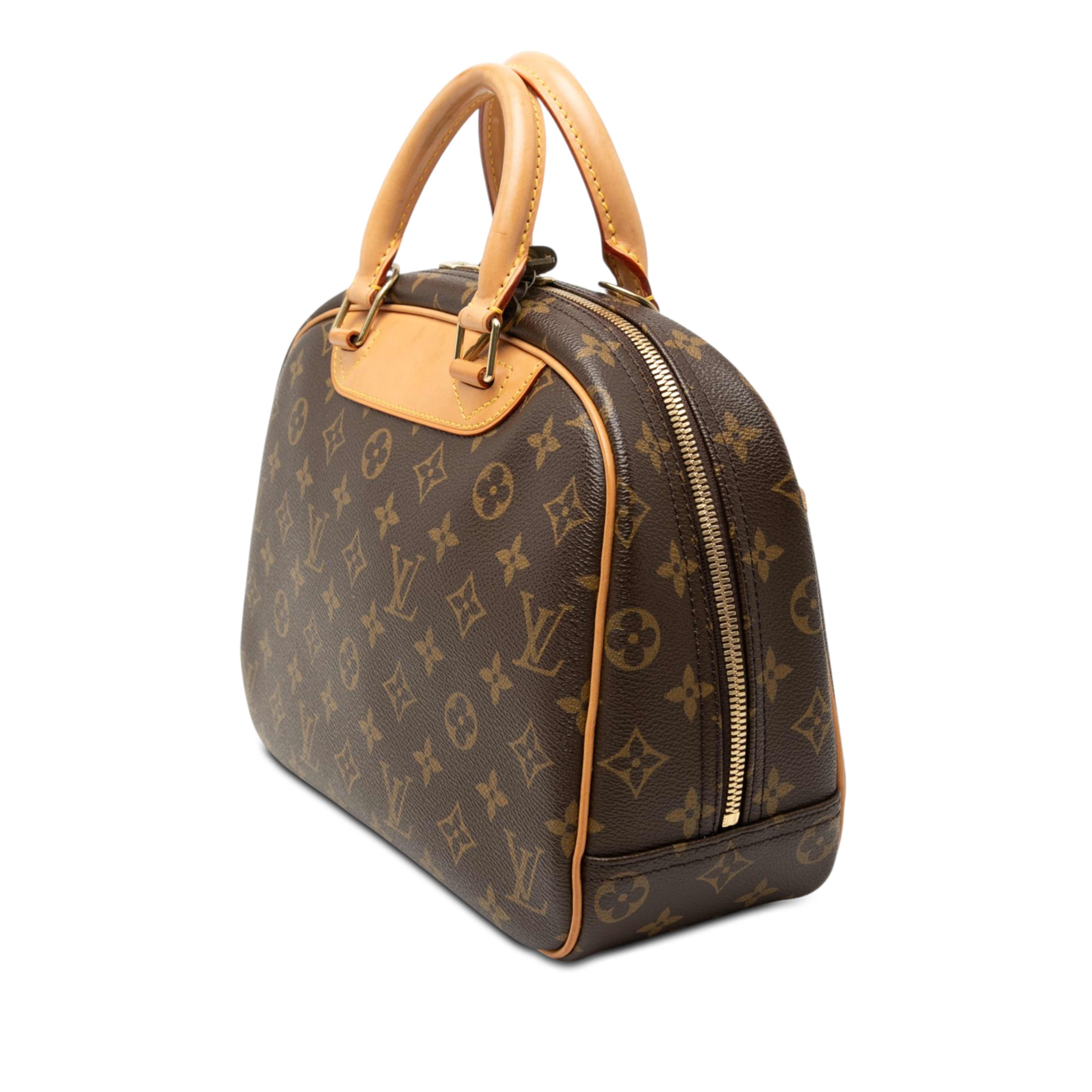 Louis Vuitton Monogram Trouville, från Luxclusif, i färgen brun. Klicka för att öppna bilden i stort format
