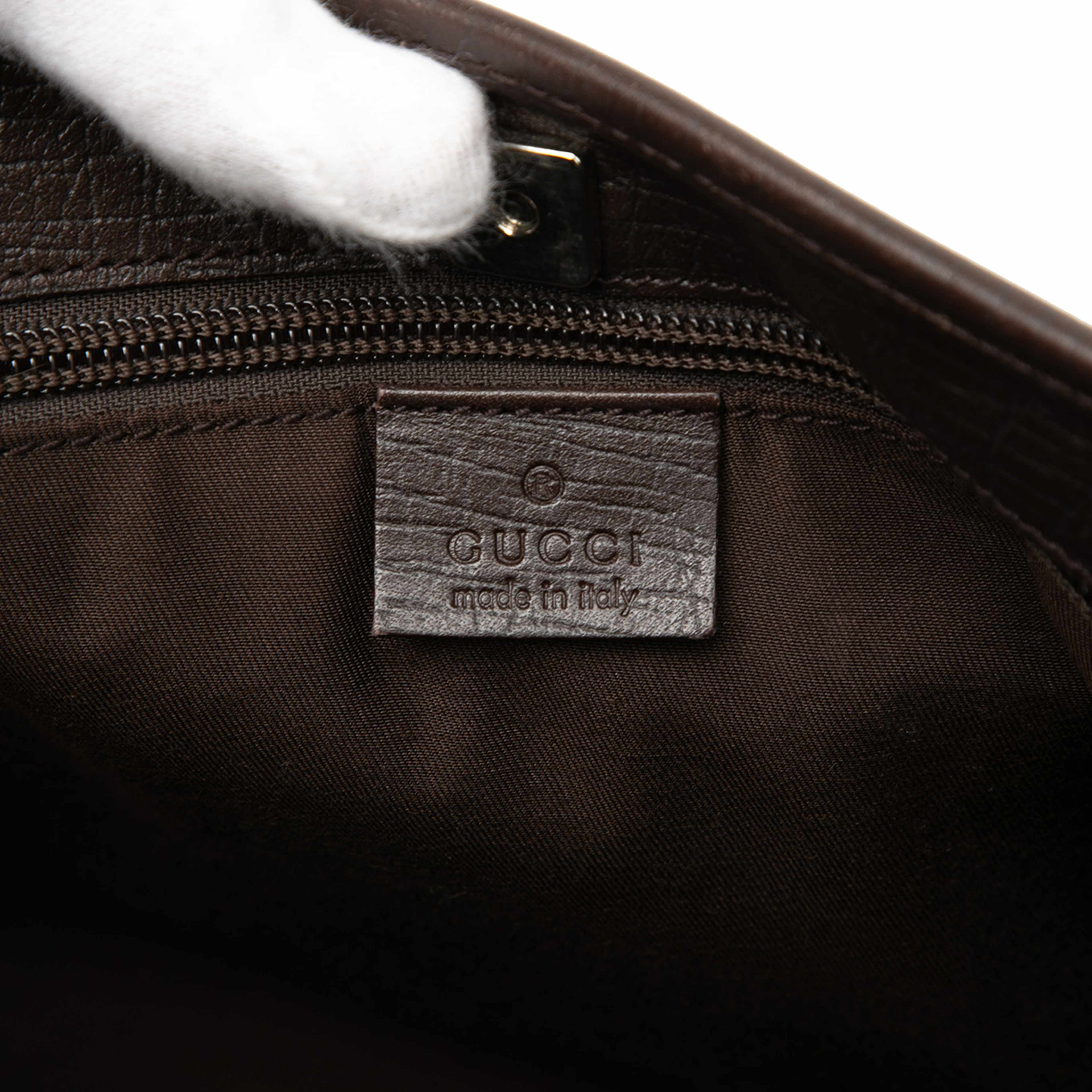 Gucci Medium Gg Supreme Joy Tote, från Luxclusif, i färgen beige. Klicka för att öppna bilden i stort format