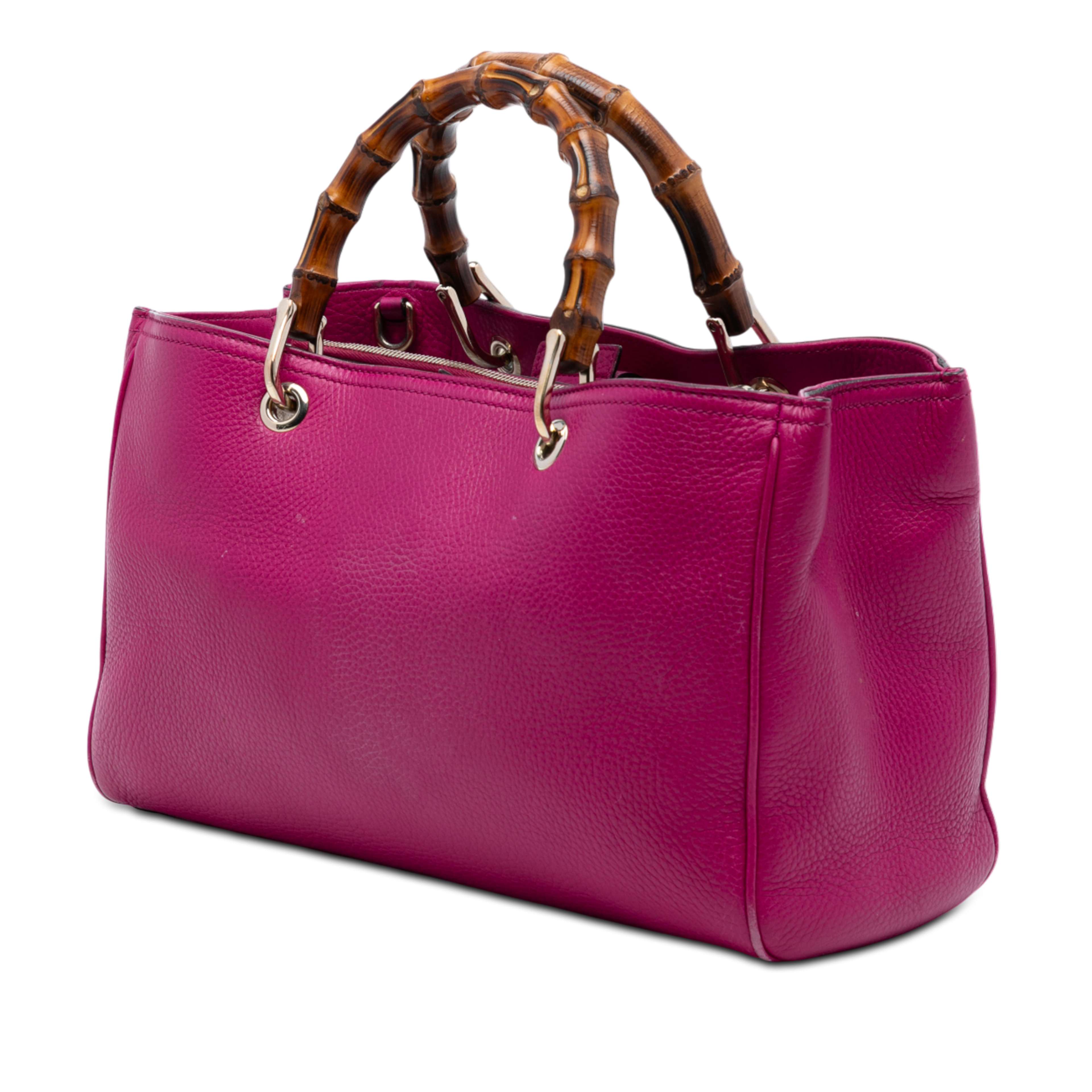 Gucci Medium Calfskin Bamboo Shopper Satchel, från Luxclusif, i färgen hot pink. Klicka för att öppna bilden i stort format