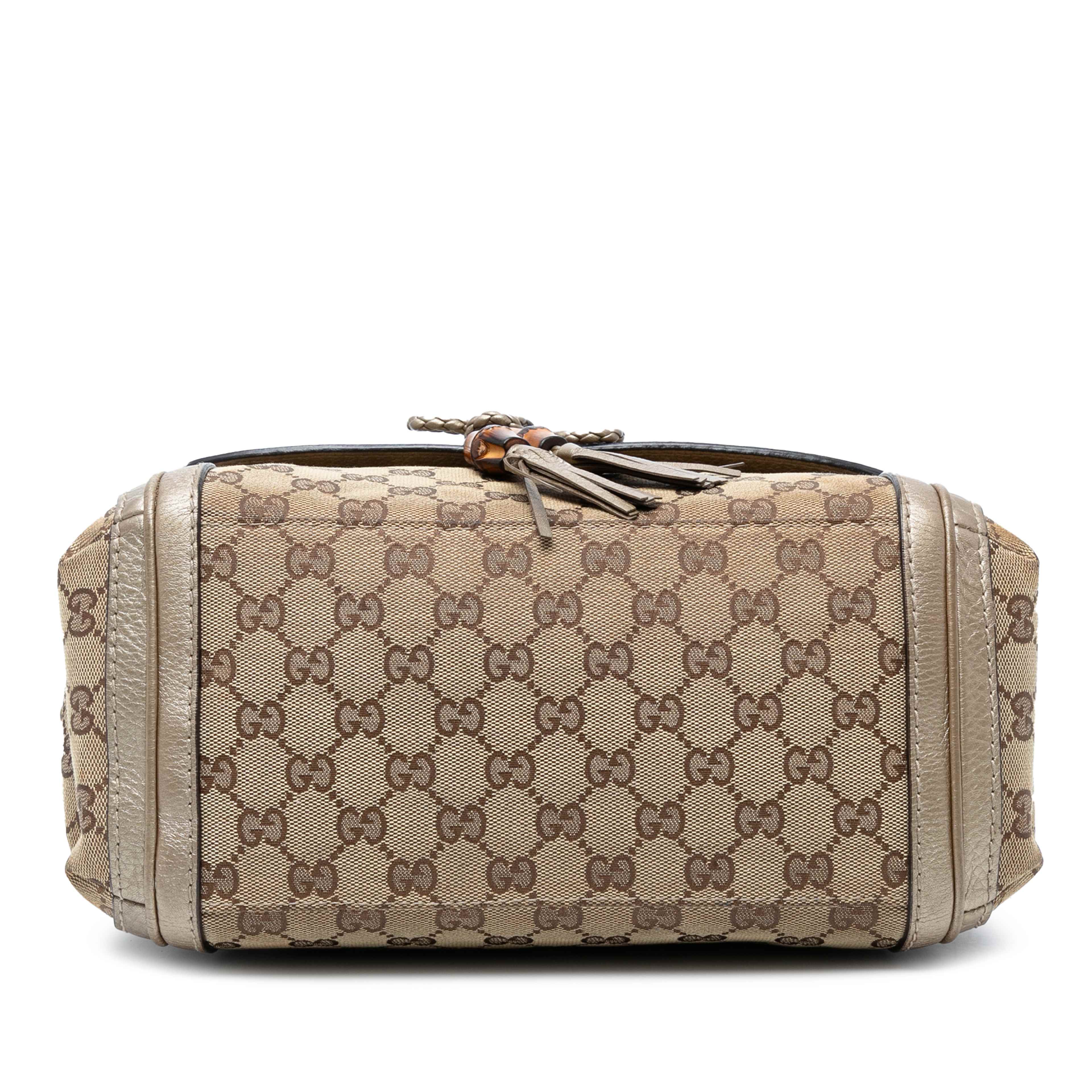 Gucci Gg Canvas Bella Flap Satchel, från Luxclusif, i färgen beige. Klicka för att öppna bilden i stort format