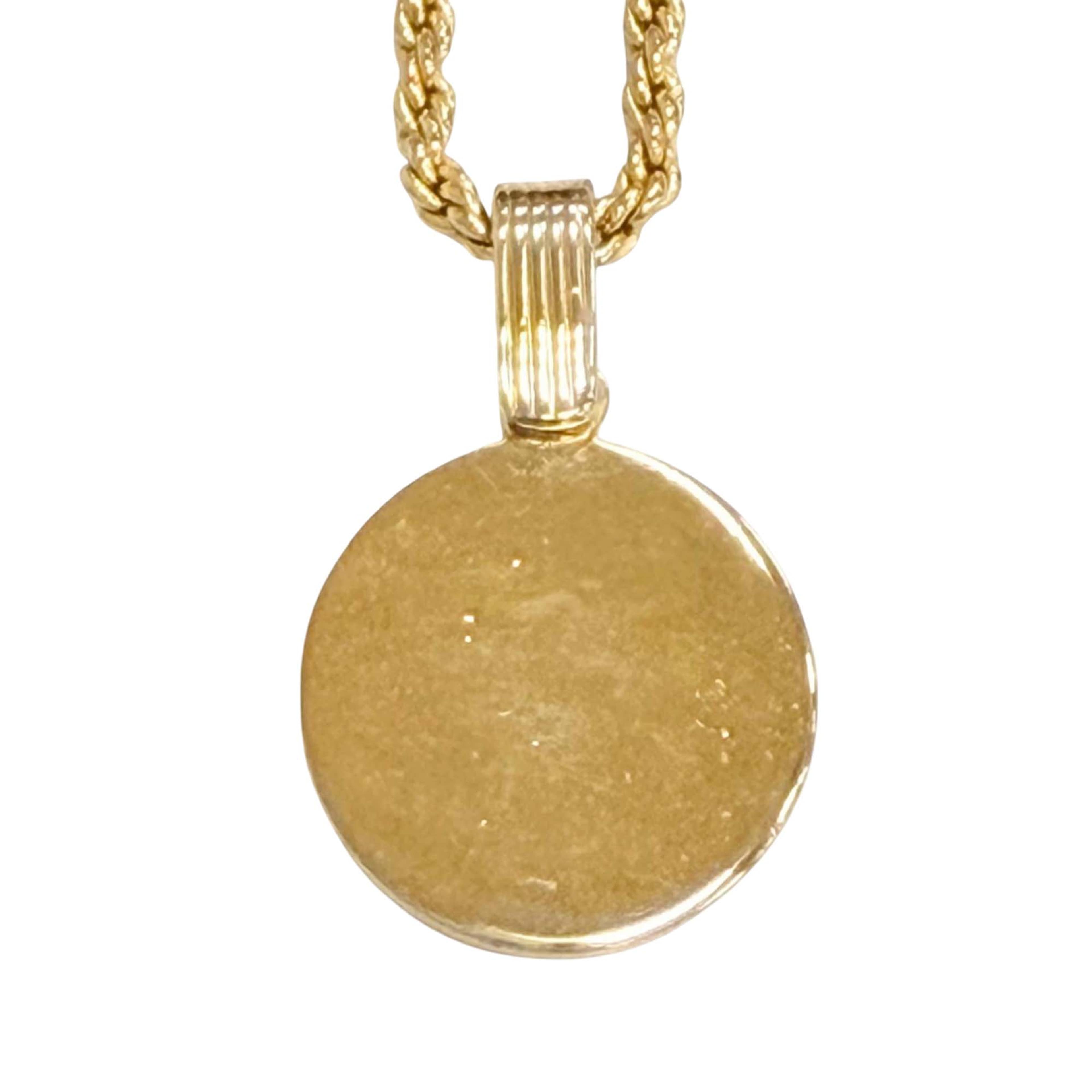 Dior Gold Plated Strass Cd Logo Pendant Necklace, från Luxclusif, i färgen guld. Klicka för att öppna bilden i stort format