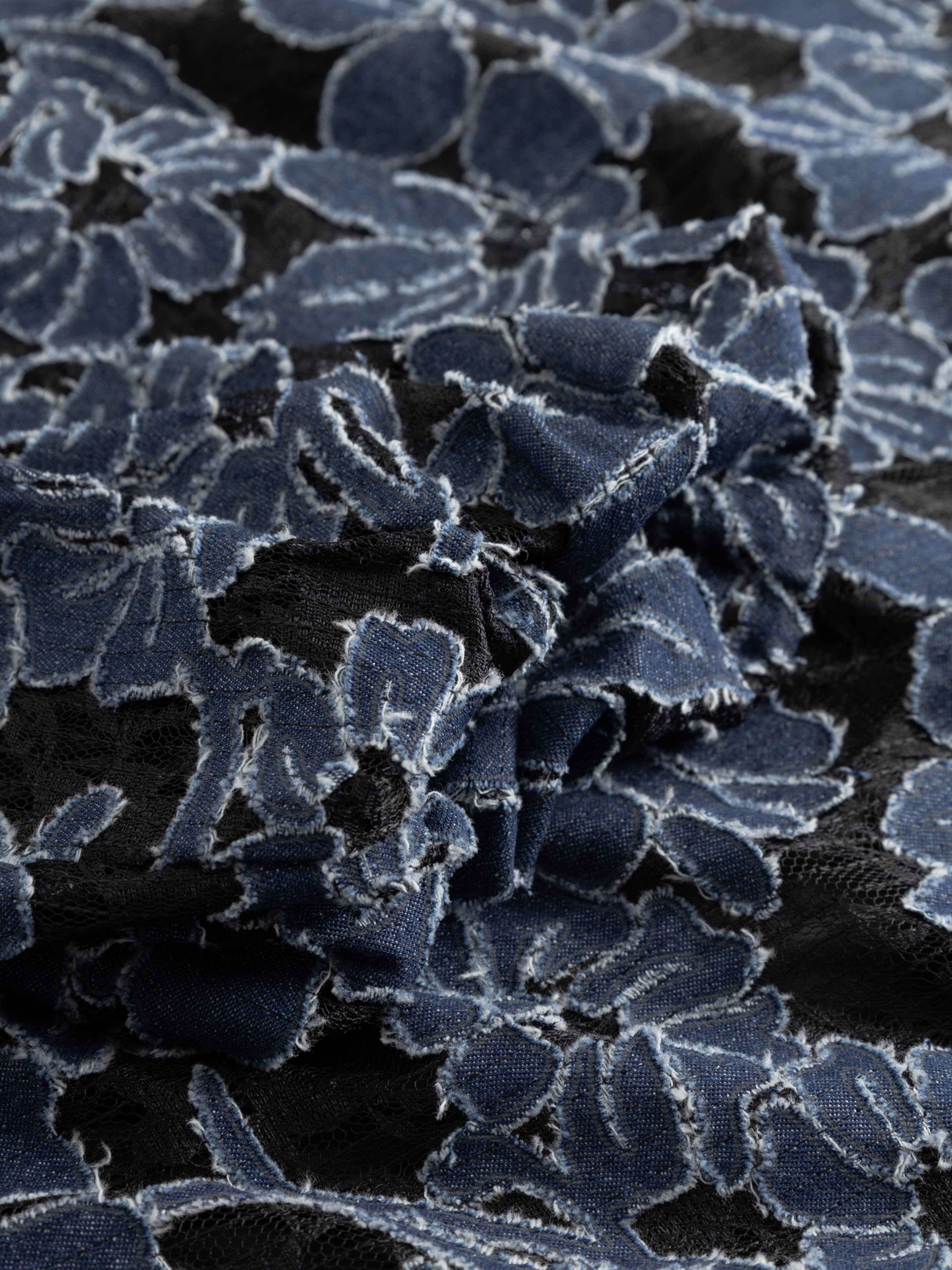 N-pastis Short Dress - Blue Black Combo, från Noella, i färgen blue black combo. Klicka för att öppna bilden i stort format