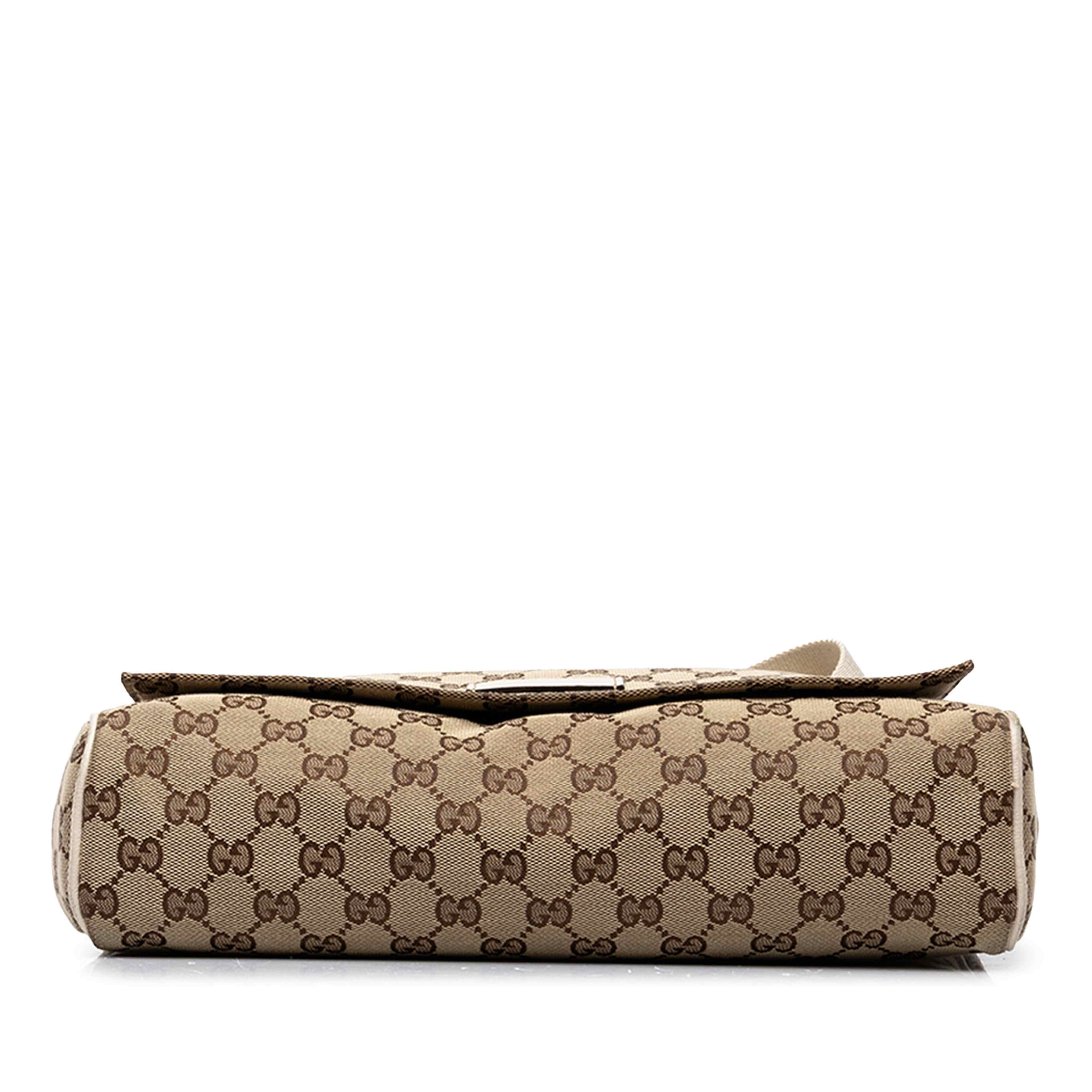 Gucci Gg Canvas Crossbody, från Luxclusif, i färgen beige. Klicka för att öppna bilden i stort format