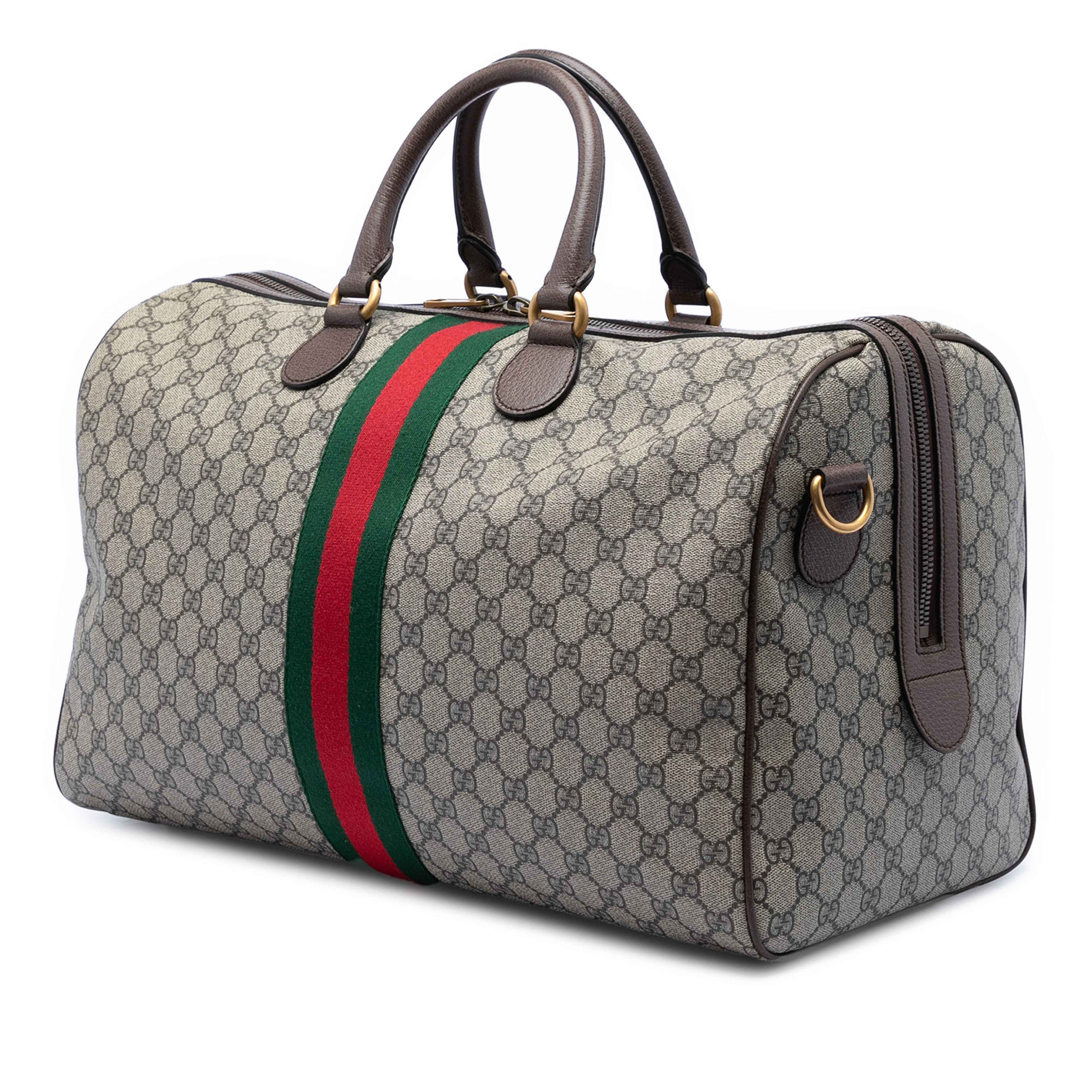 Gucci Medium Gg Supreme Web Ophidia Carry On Duffle Bag, från Luxclusif, i färgen beige. Klicka för att öppna bilden i stort format