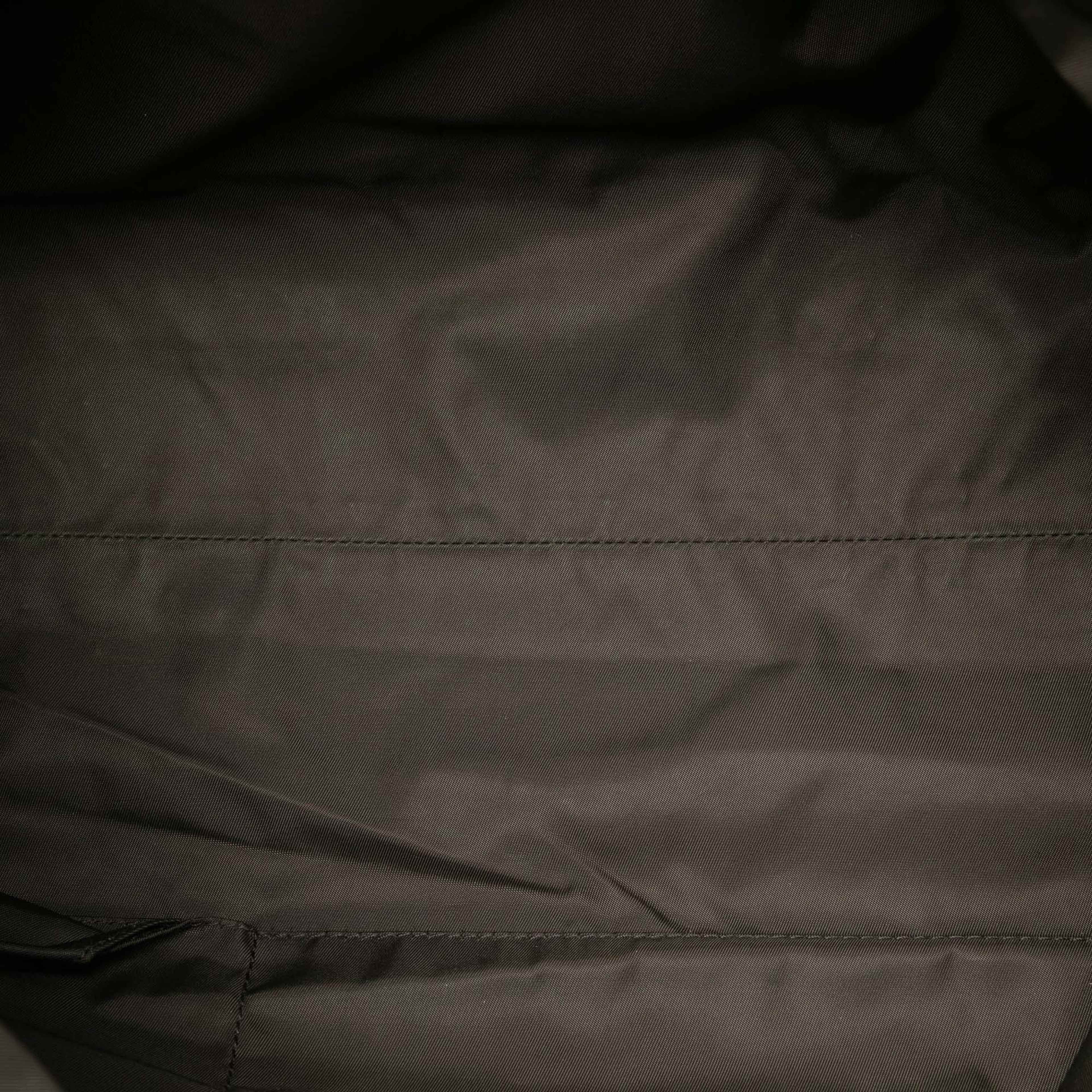 Gucci Gg Canvas Web Tote, från Luxclusif, i färgen beige. Klicka för att öppna bilden i stort format