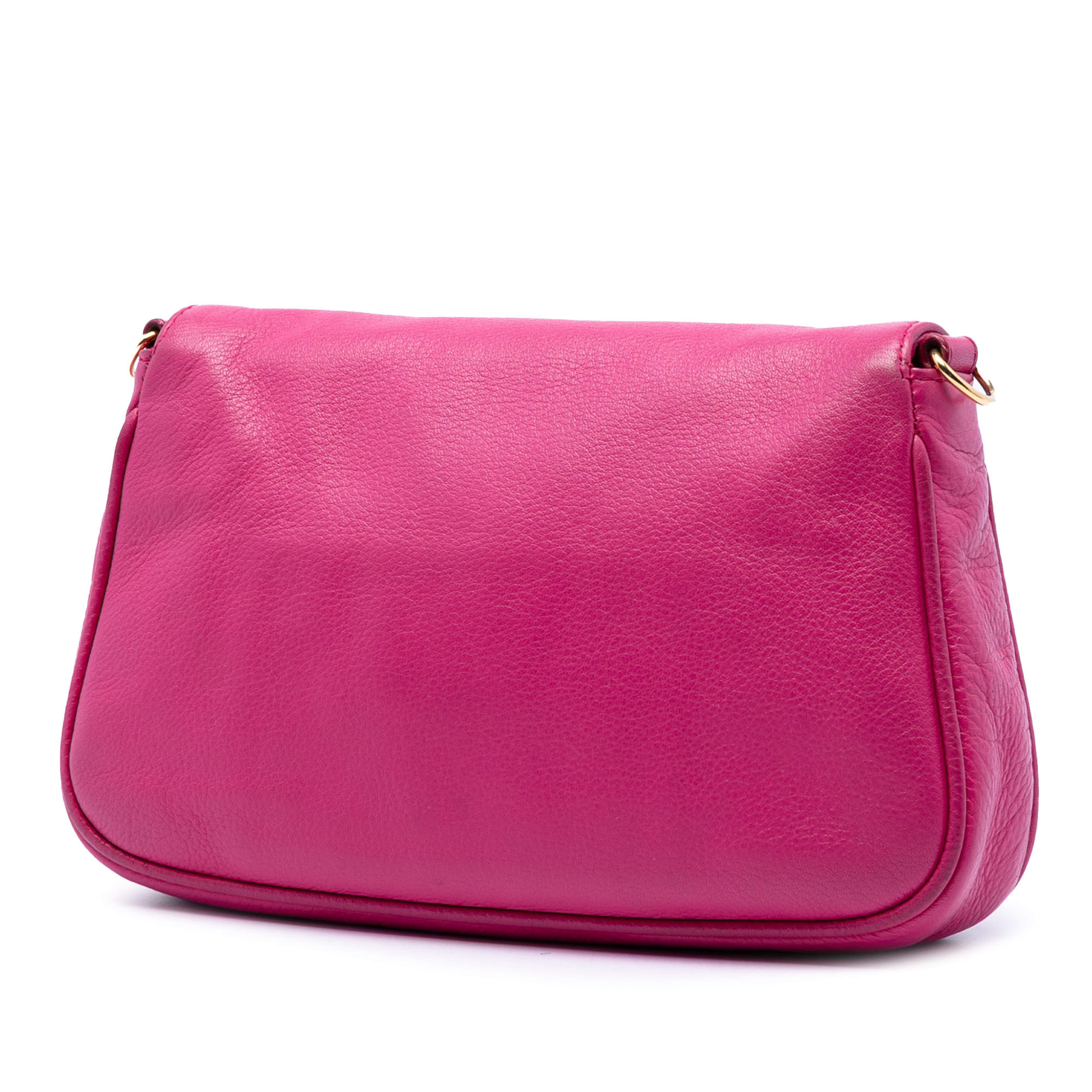 Fendi Leather Fendista Pochette Crossbody, från Luxclusif, i färgen rosa. Klicka för att öppna bilden i stort format