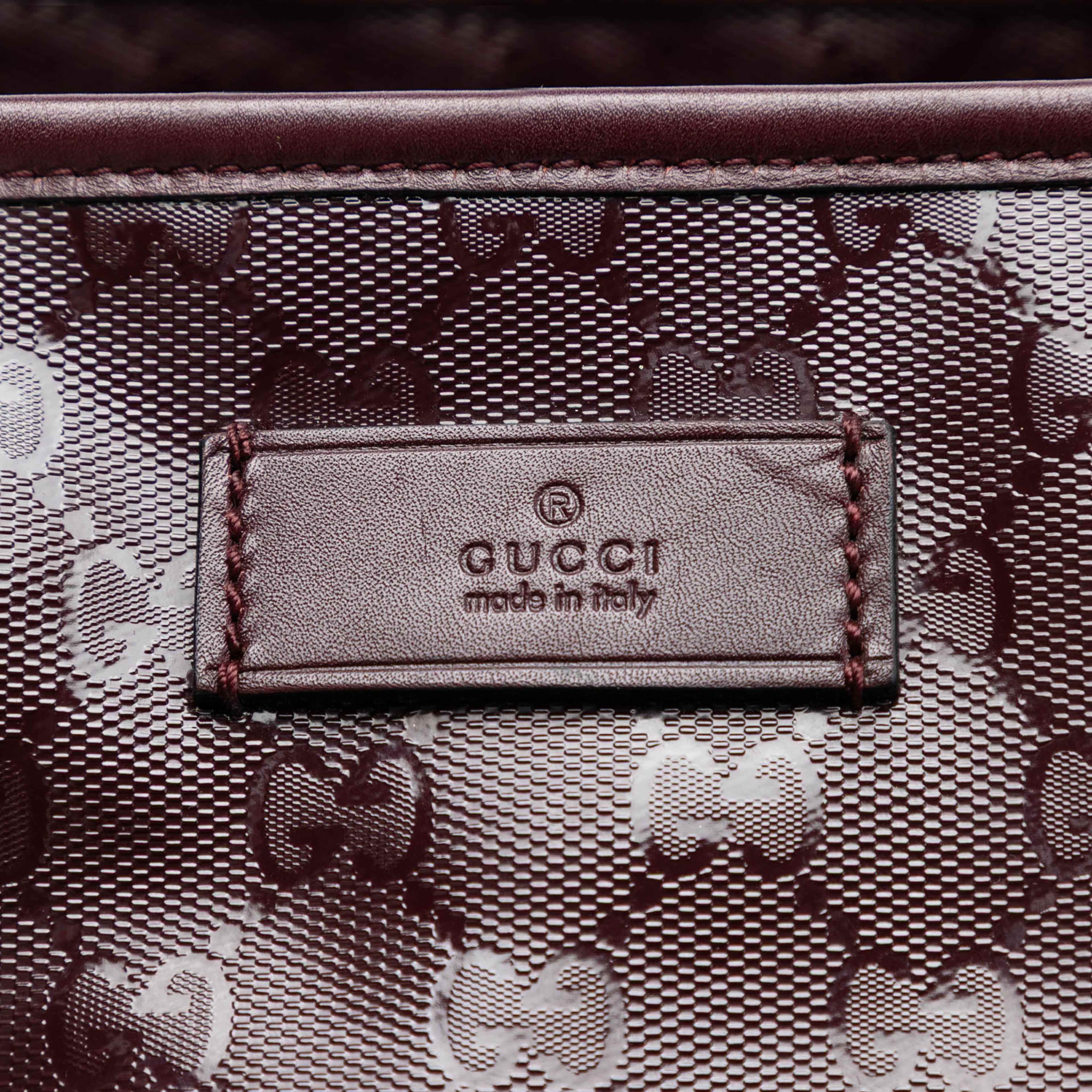 Gucci Medium Gg Imprime Tote, från Luxclusif, i färgen burgundy. Klicka för att öppna bilden i stort format