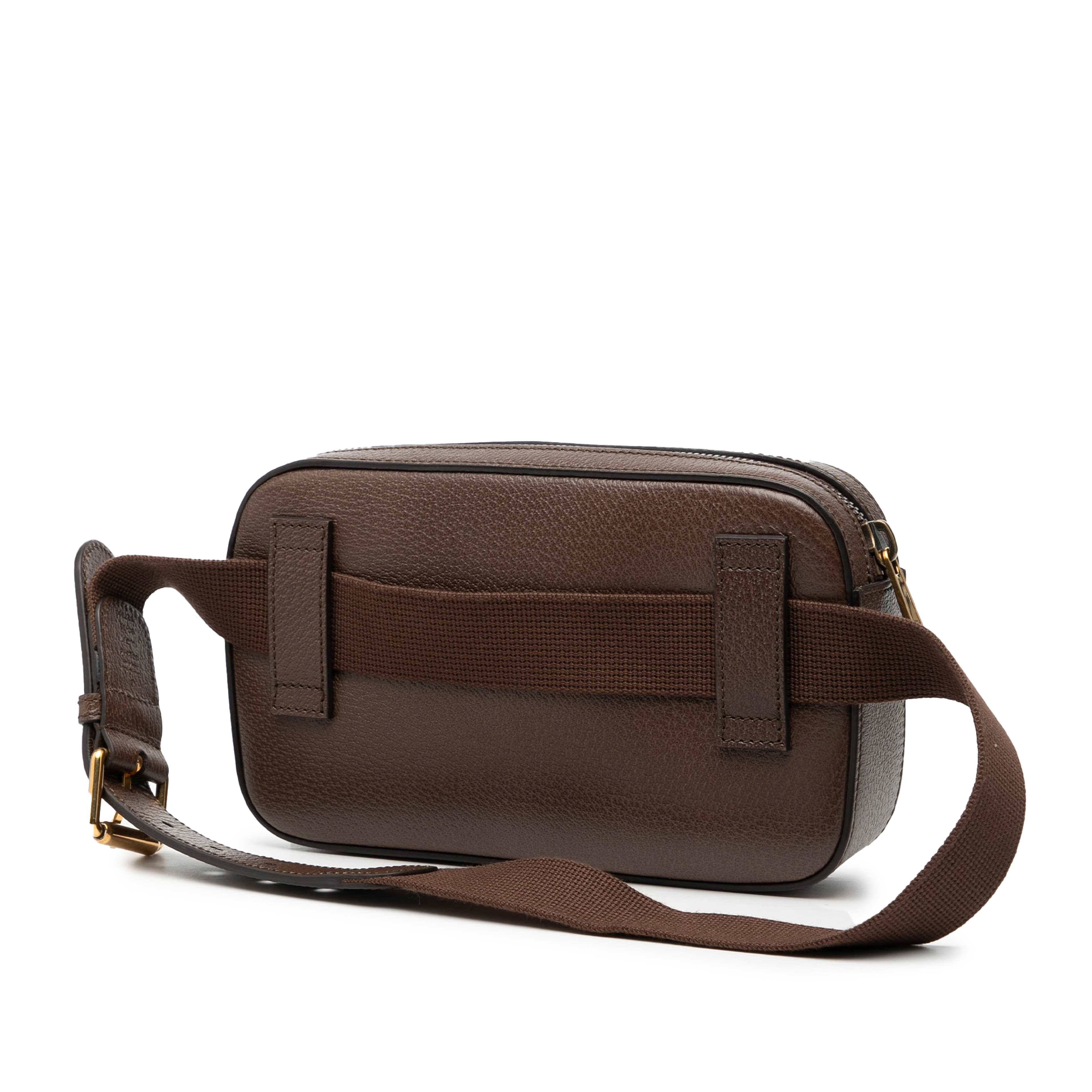 Gucci 100th Anniversary Textured Dollar Calfskin Logo Belt Bag, från Luxclusif, i färgen dark brown. Klicka för att öppna bilden i stort format