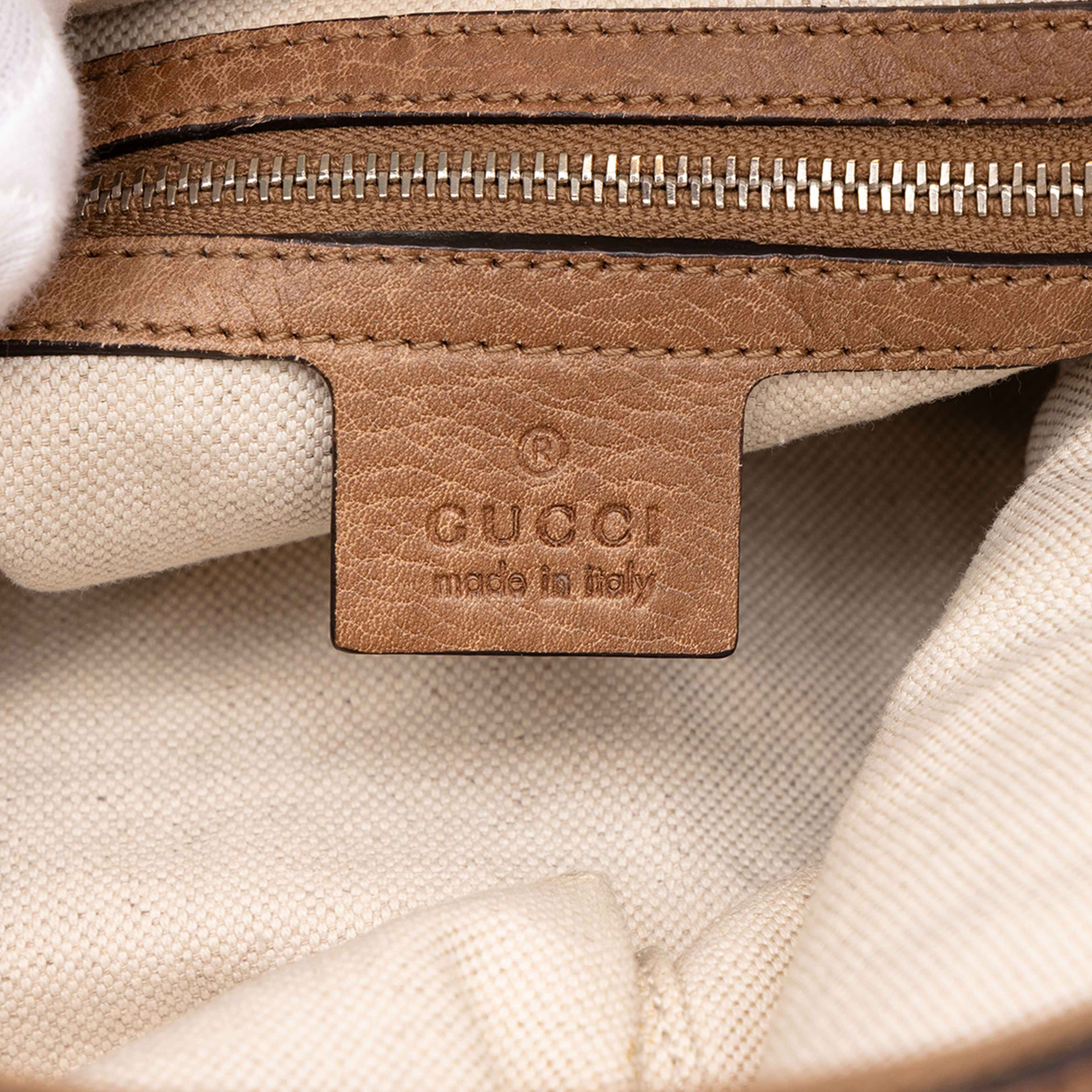 Gucci Small Grained Calfskin Miss Gg Hobo, från Luxclusif, i färgen brun. Klicka för att öppna bilden i stort format