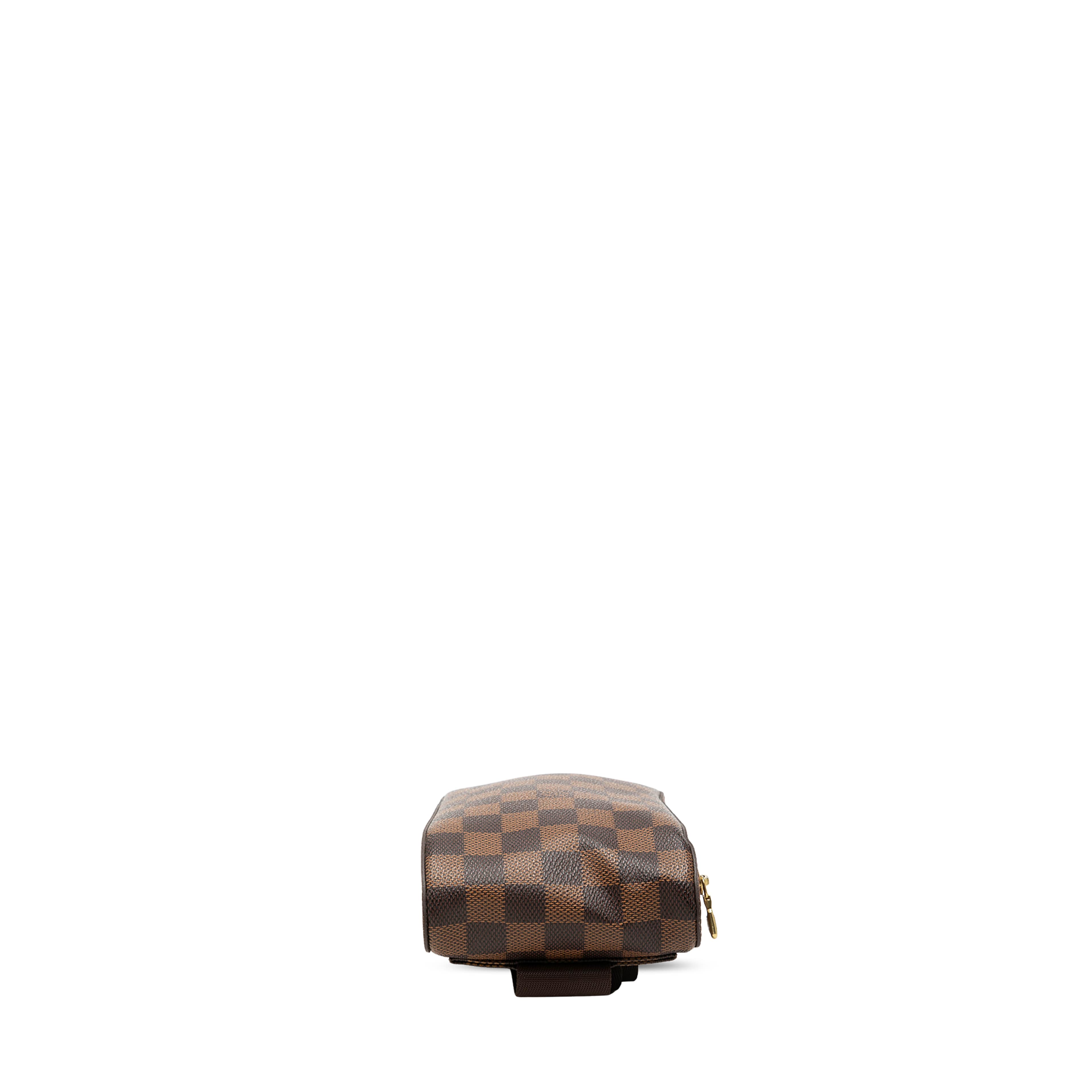Louis Vuitton Damier Ebene Geronimos, från Luxclusif, i färgen brun. Klicka för att öppna bilden i stort format