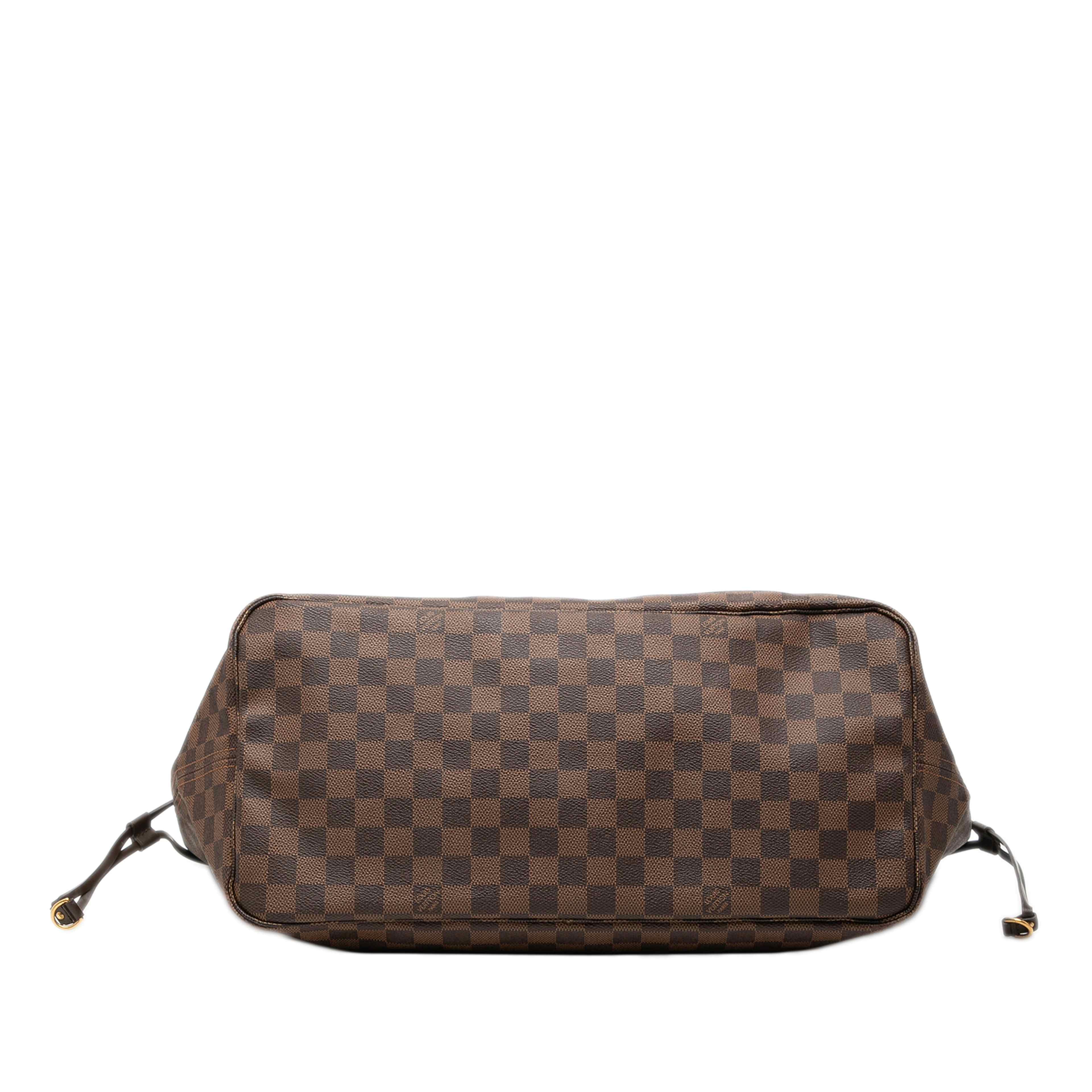 Louis Vuitton Damier Ebene Neverfull Gm, från Luxclusif, i färgen brun. Klicka för att öppna bilden i stort format