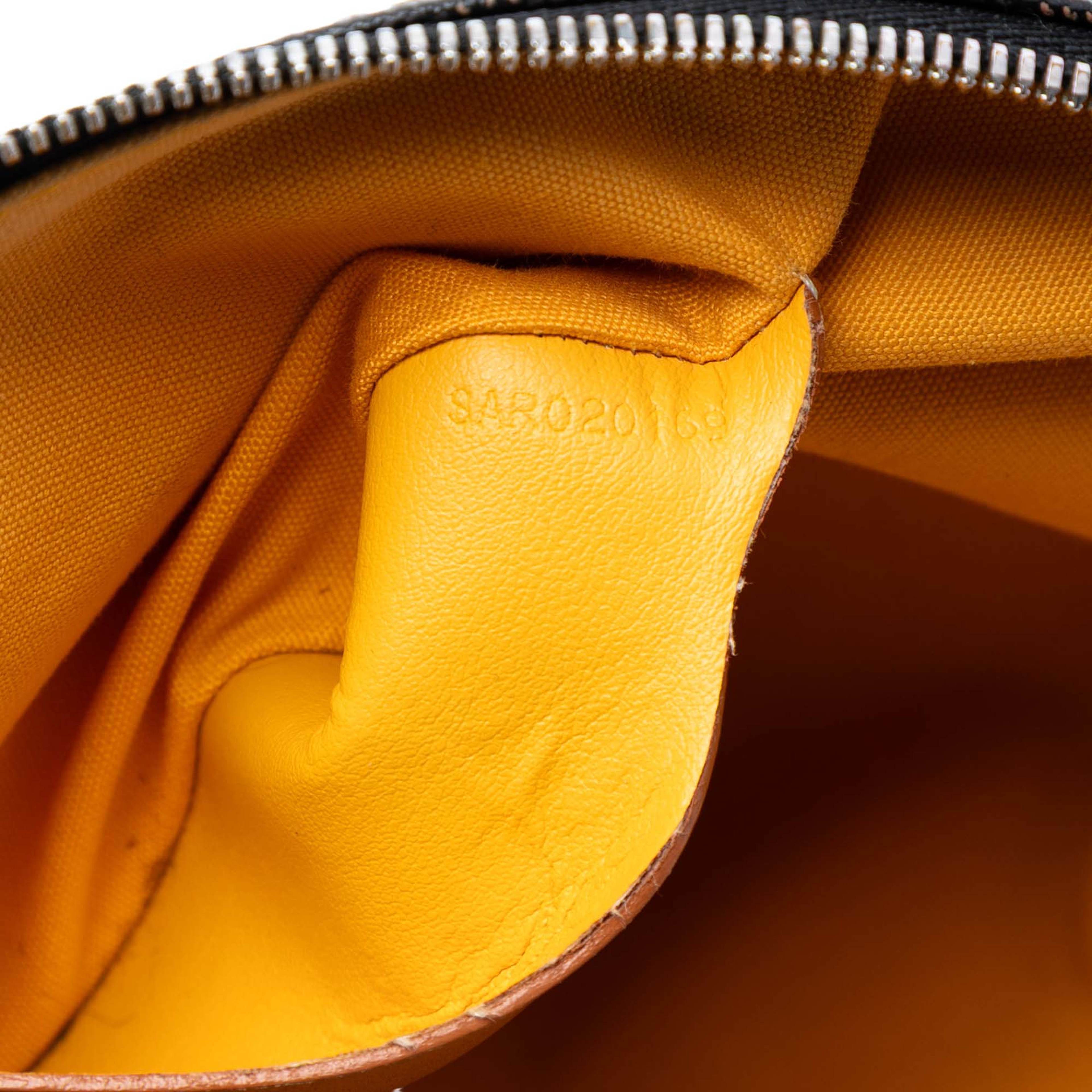 Goyard Goyardine Senat Mm, från Luxclusif, i färgen black. Klicka för att öppna bilden i stort format