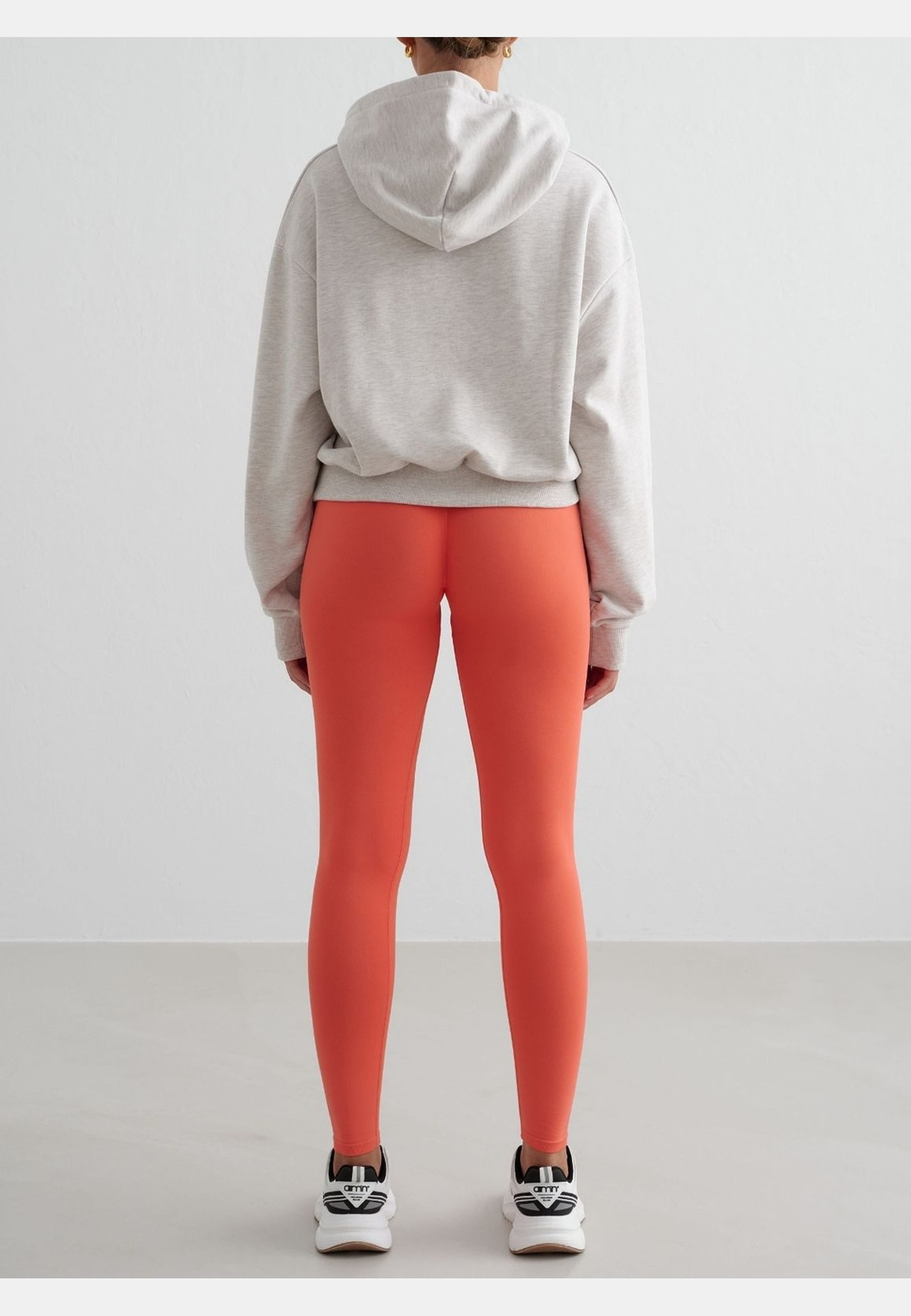 Chunky Terry Hood, från aim'n, i färgen beige melange. Klicka för att öppna bilden i stort format