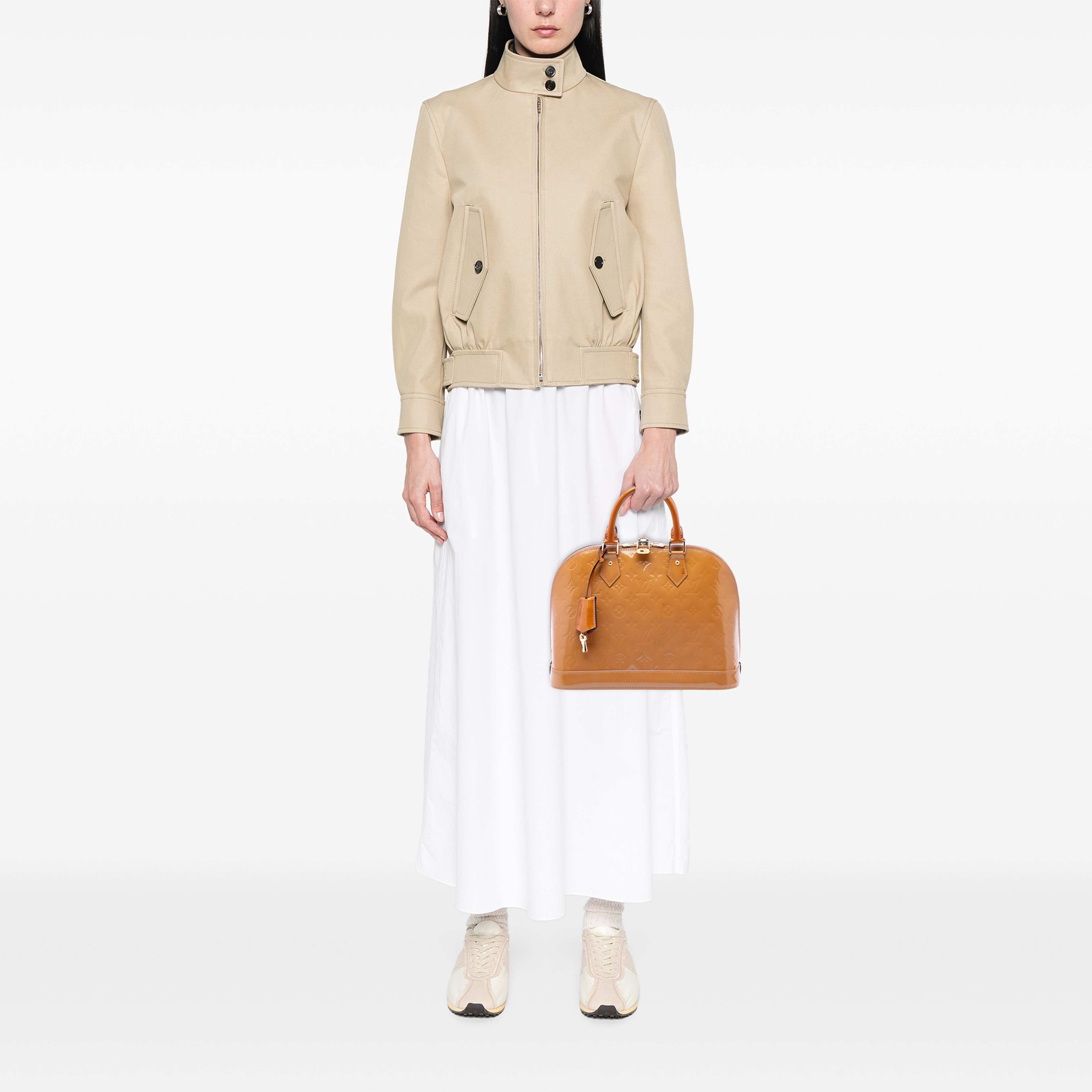 Louis Vuitton Monogram Vernis Alma Pm, från Luxclusif, i färgen brun. Klicka för att öppna bilden i stort format