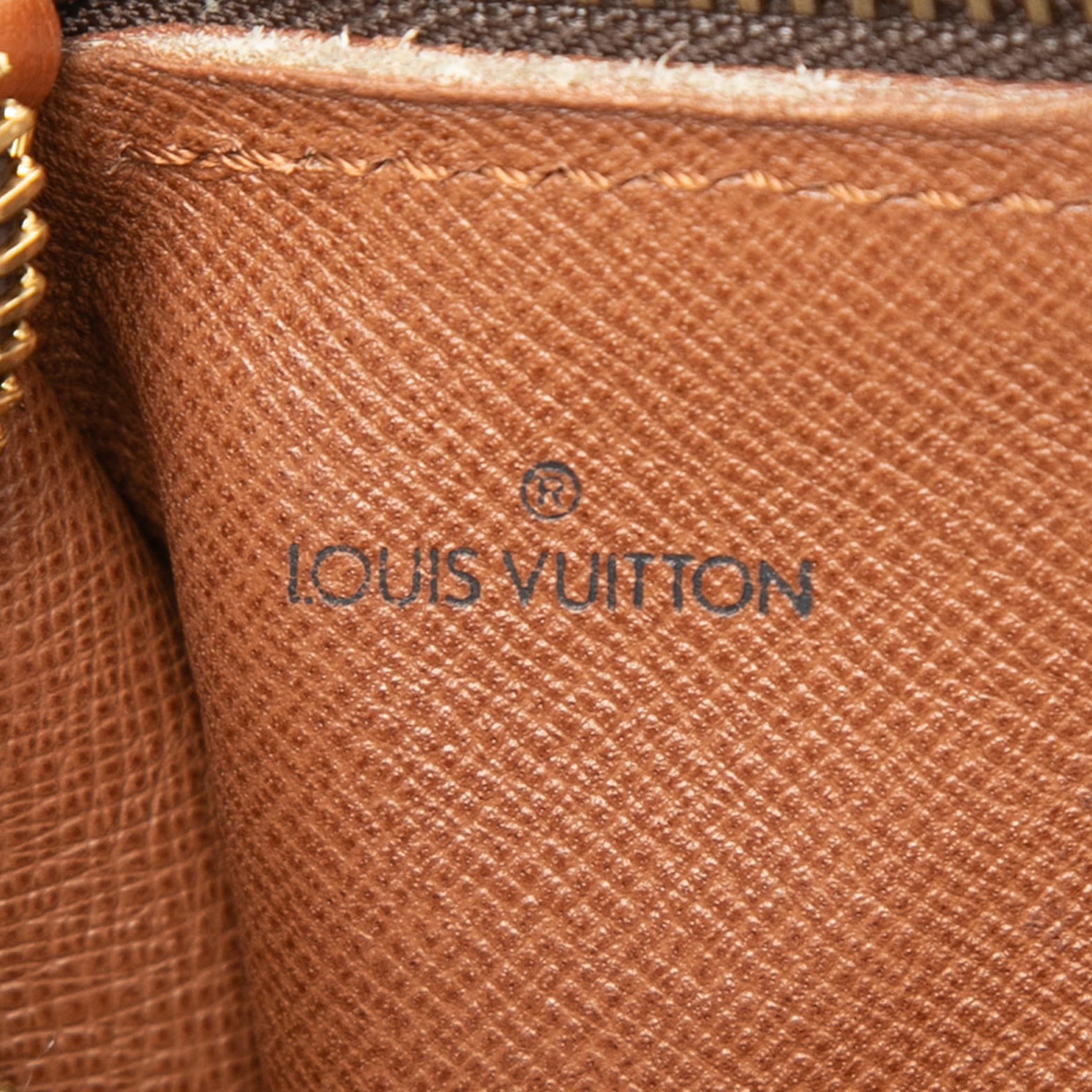 Louis Vuitton Monogram Papillon 30, från Luxclusif, i färgen brown. Klicka för att öppna bilden i stort format