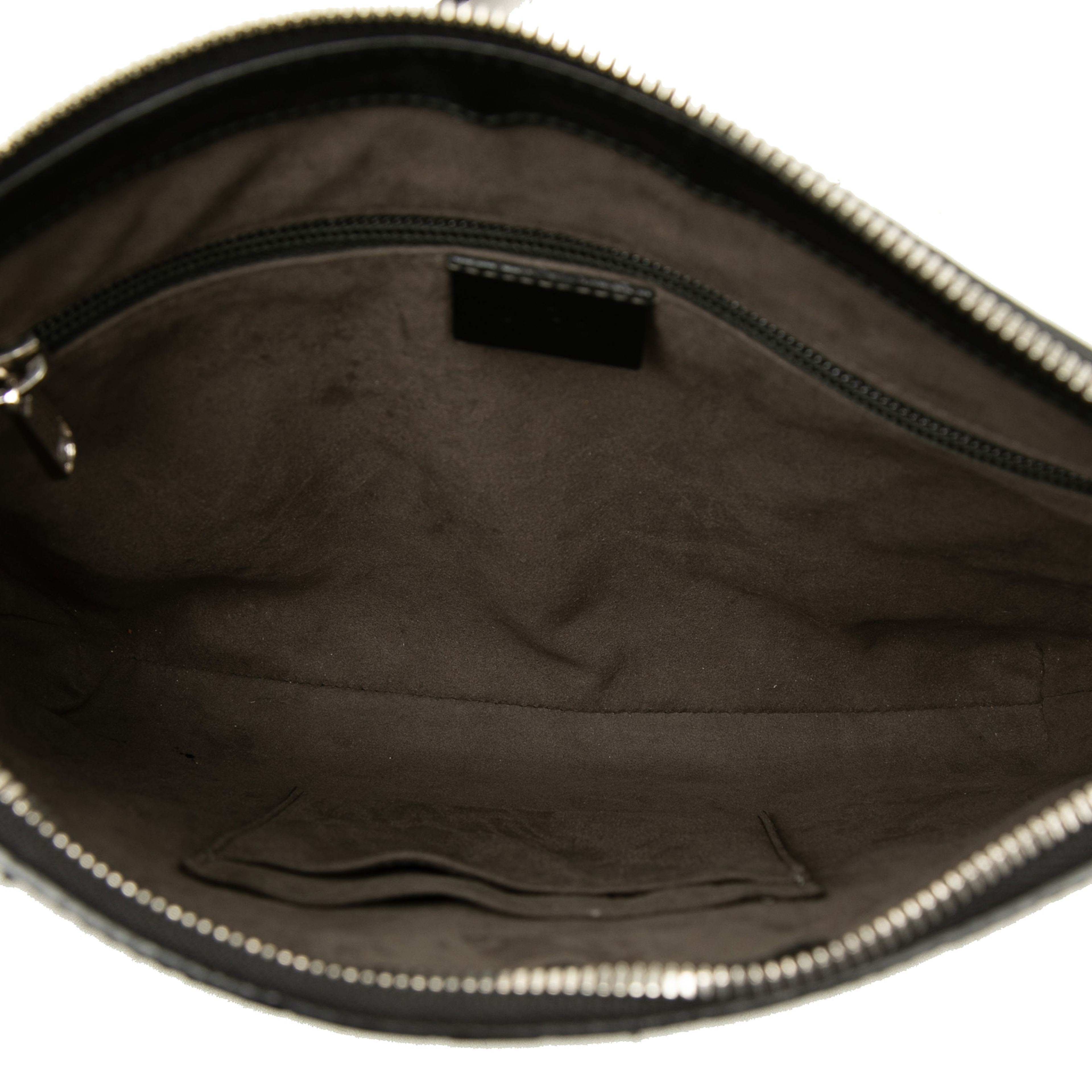 Gucci Guccissima Crossbody, från Luxclusif, i färgen svart. Klicka för att öppna bilden i stort format