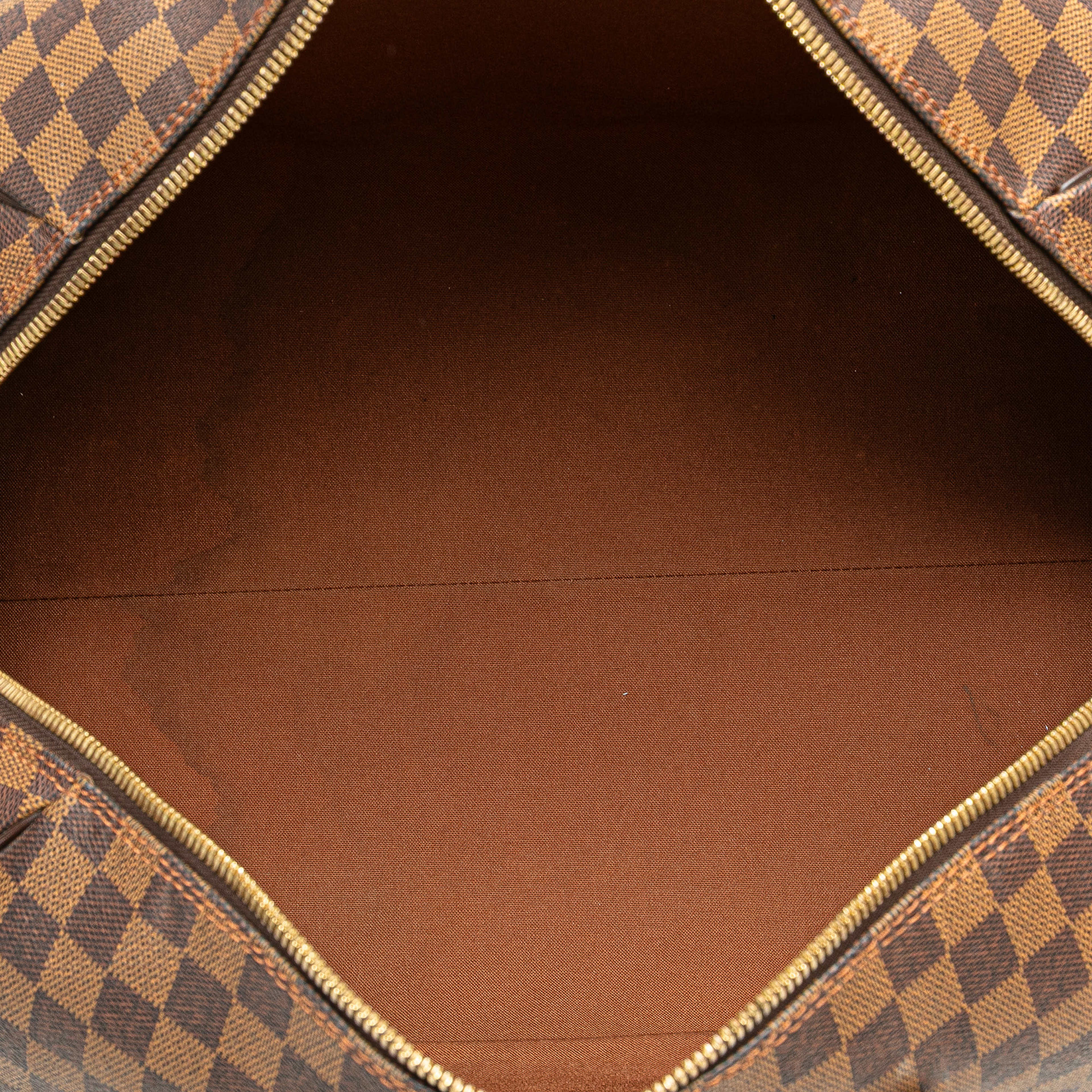 Louis Vuitton Damier Ebene Ribera Gm, från Luxclusif, i färgen brown. Klicka för att öppna bilden i stort format