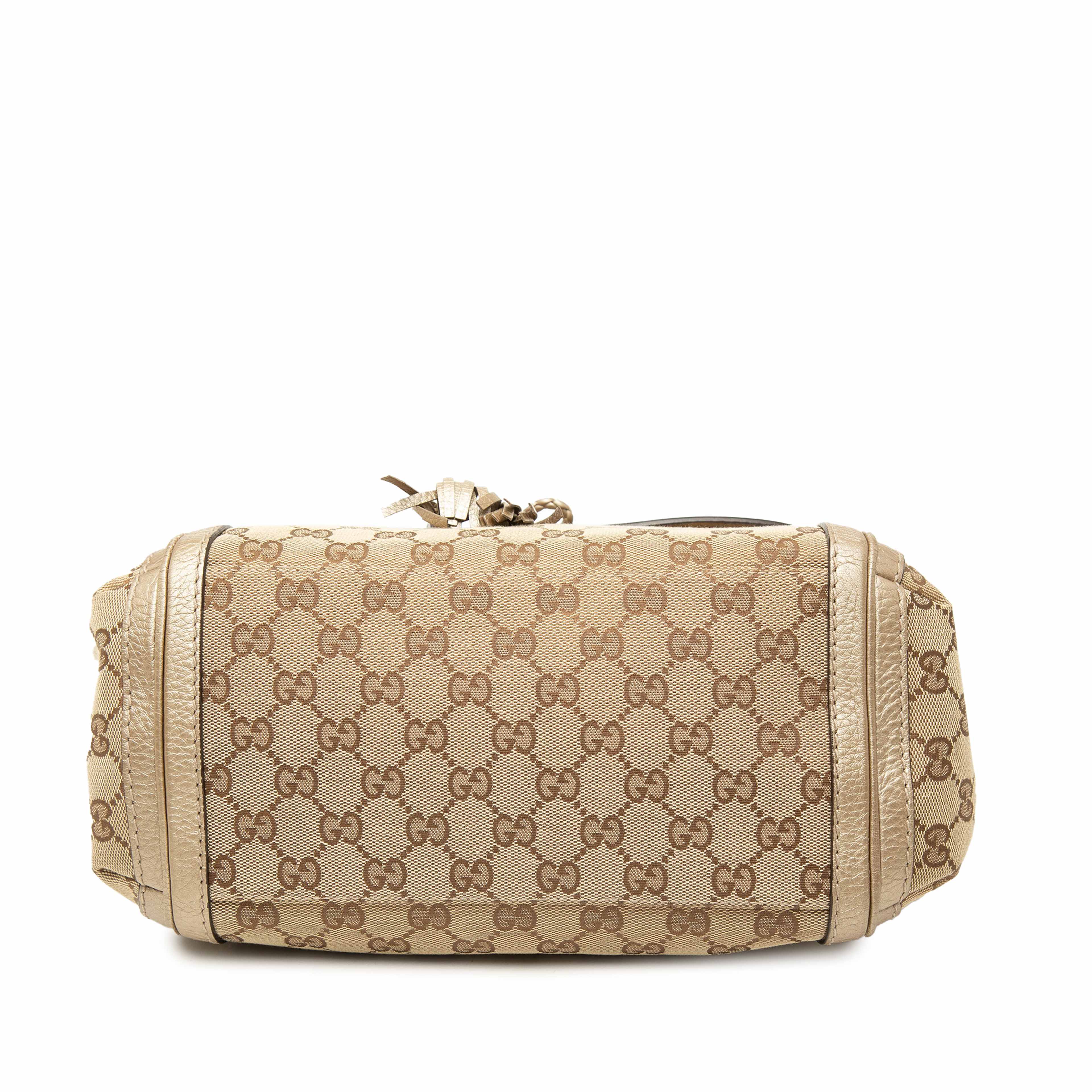 Gucci Gg Canvas Bella Flap Satchel, från Luxclusif, i färgen guld. Klicka för att öppna bilden i stort format