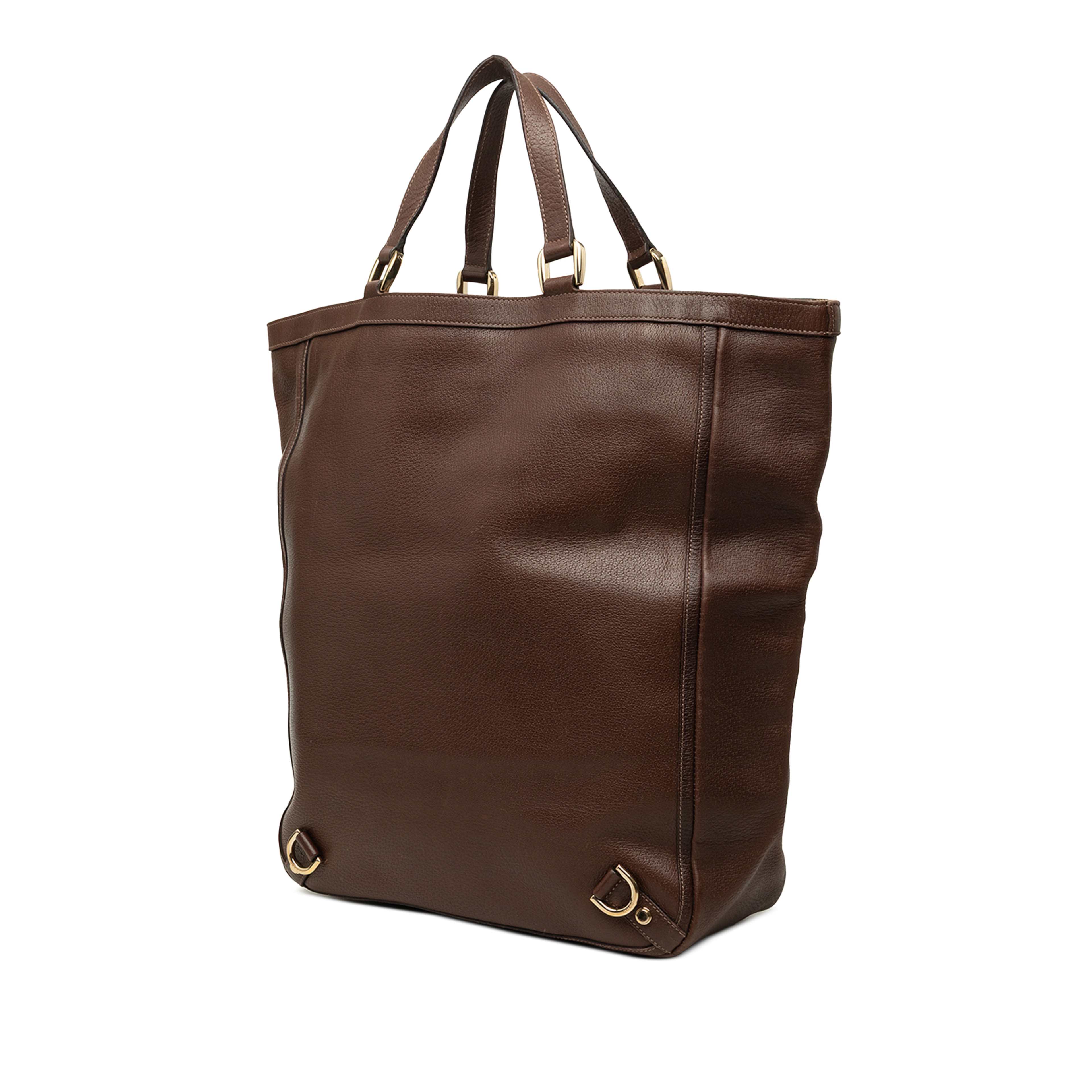 Gucci Calfskin Abbey D Ring Tote, från Luxclusif, i färgen brun. Klicka för att öppna bilden i stort format