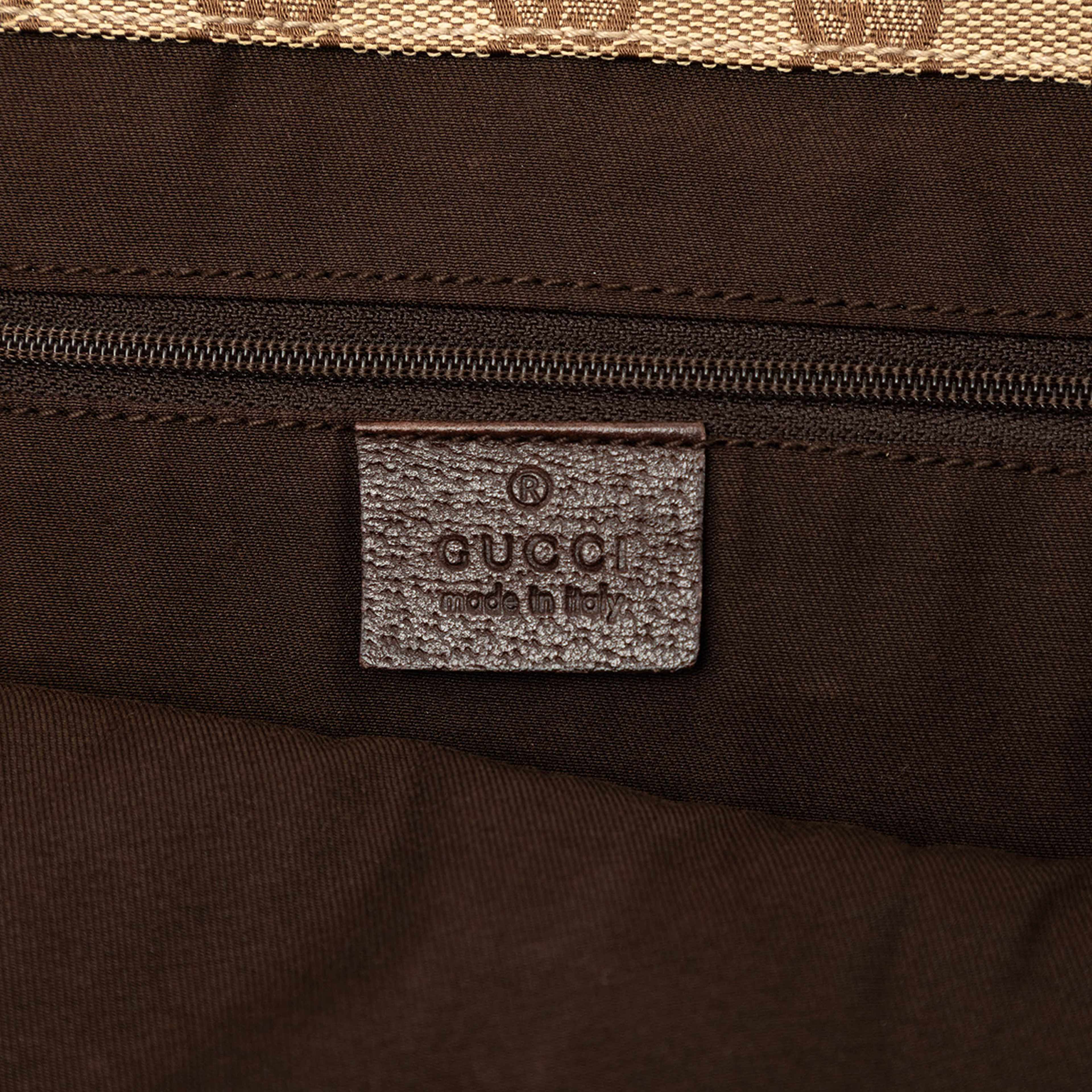 Gucci Calfskin Abbey D Ring Tote, från Luxclusif, i färgen brun. Klicka för att öppna bilden i stort format