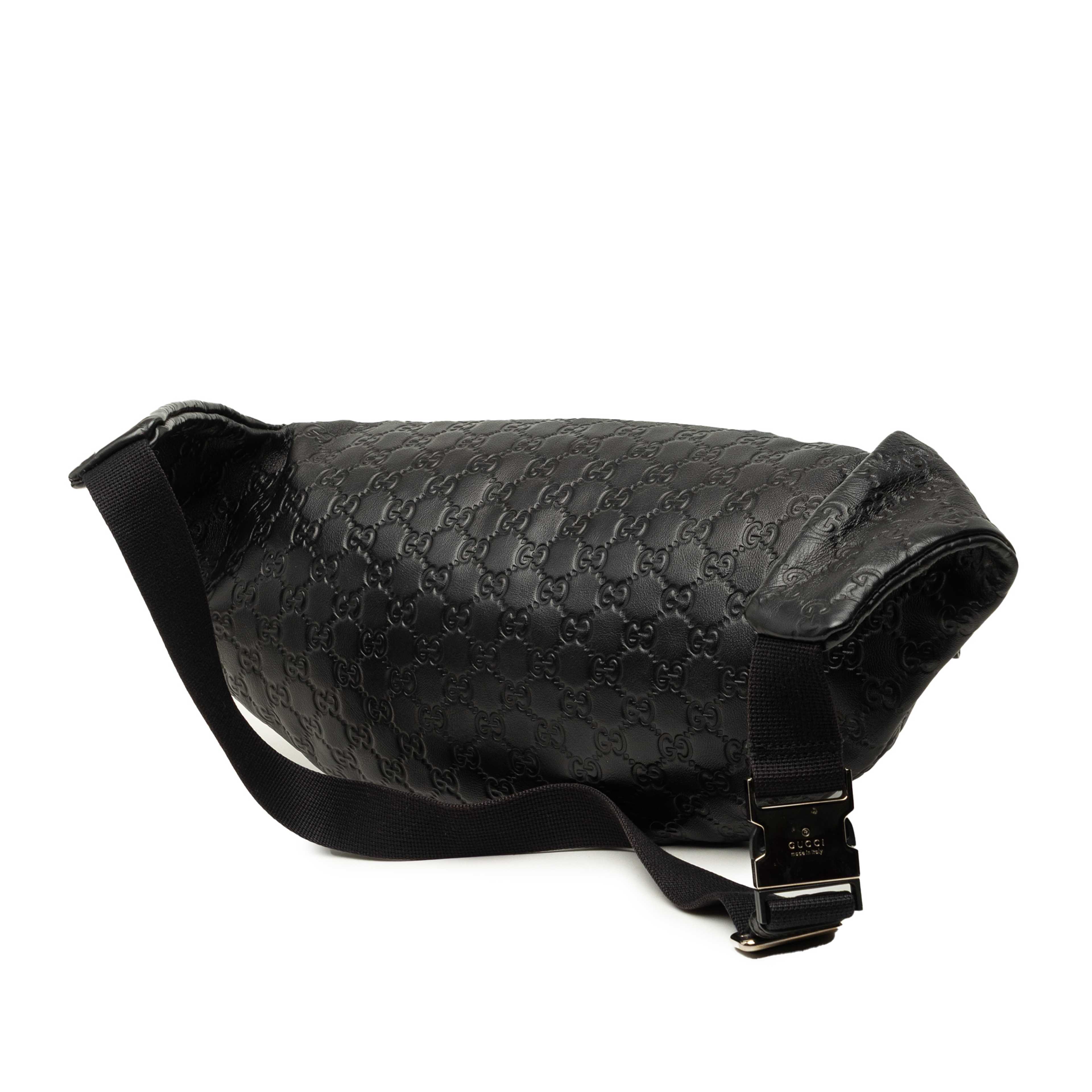 Gucci Guccissima Web Belt Bag, från Luxclusif, i färgen svart. Klicka för att öppna bilden i stort format