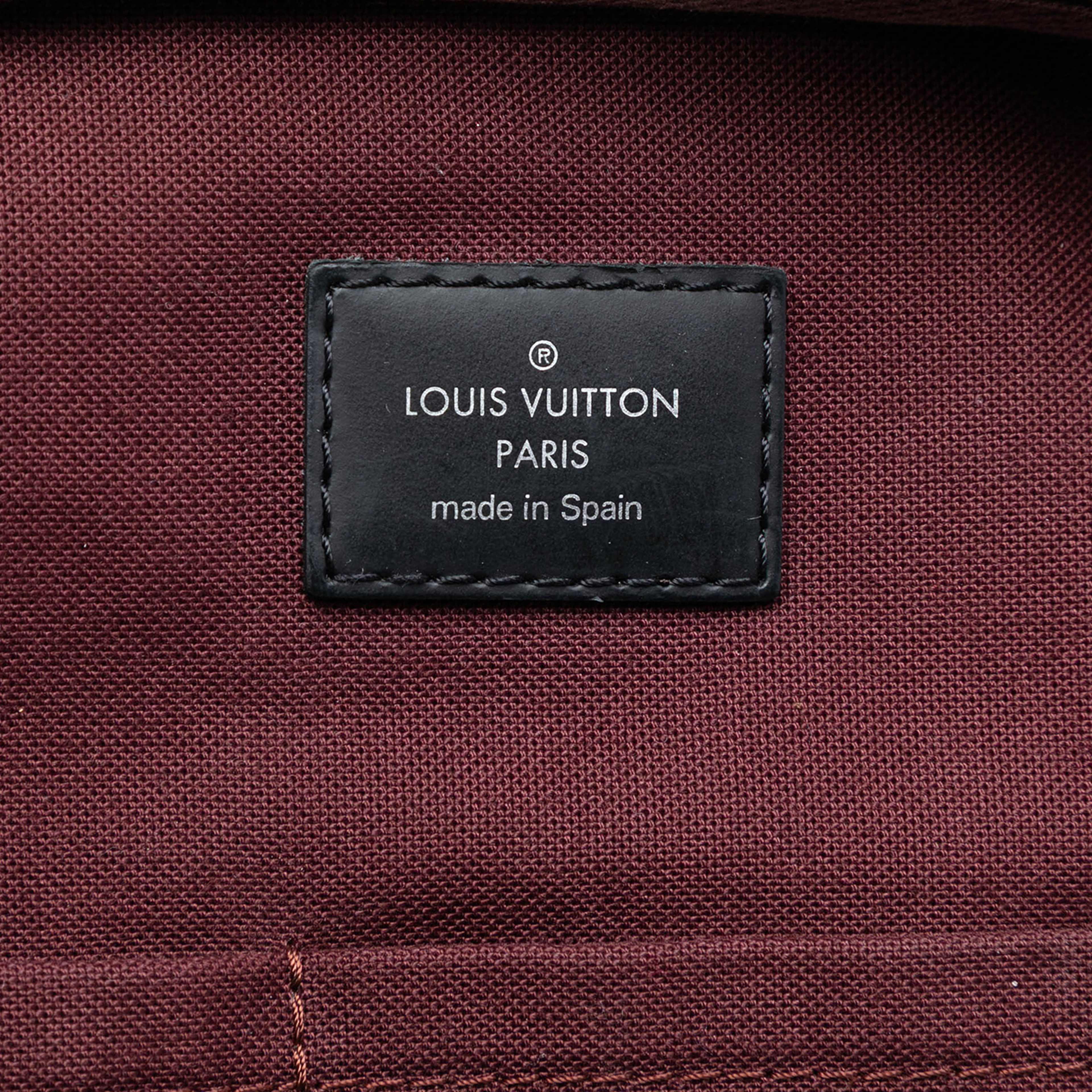 Louis Vuitton Monogram Macassar Porte Documents Voyage, från Luxclusif, i färgen brown. Klicka för att öppna bilden i stort format