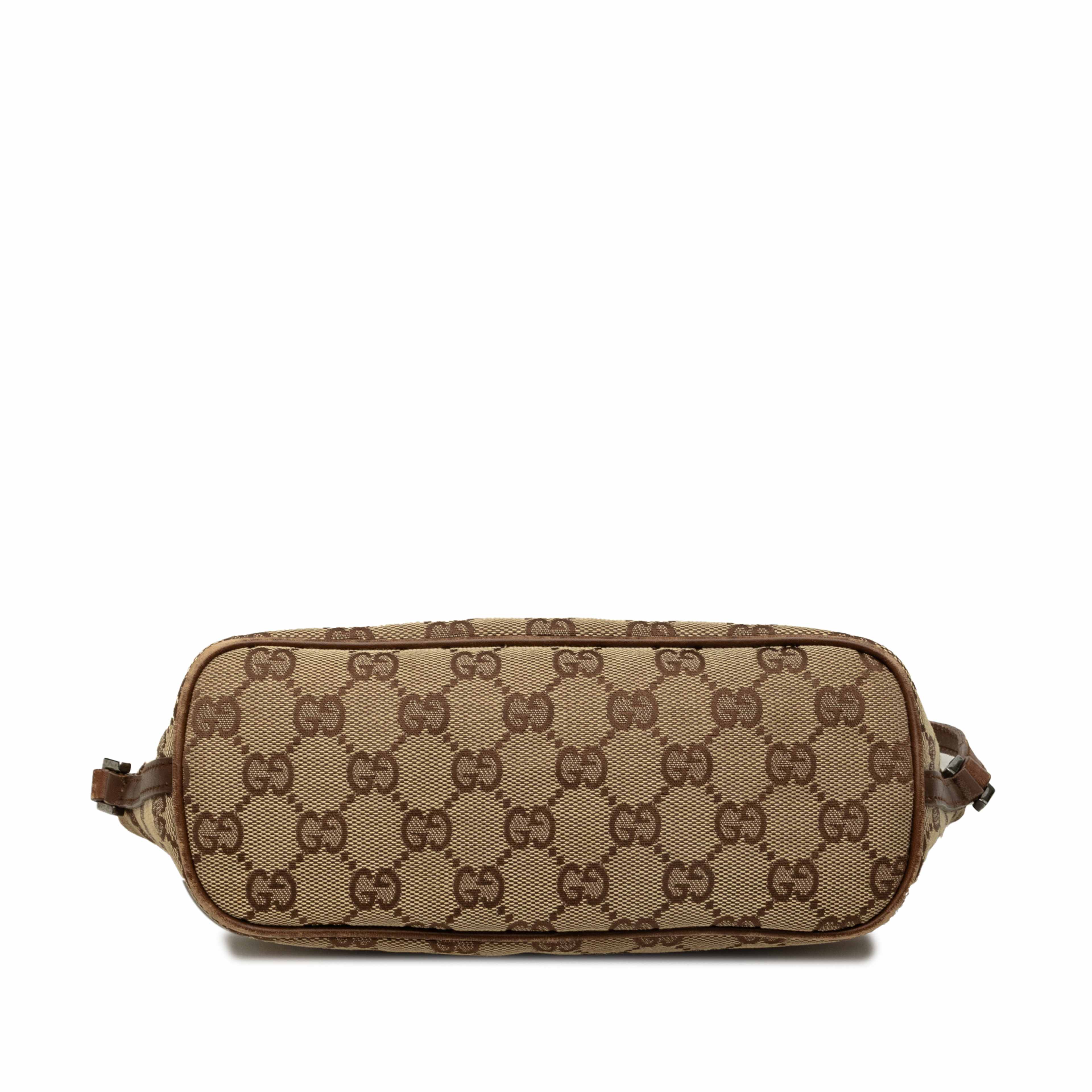 Gucci Gg Canvas Boat, från Luxclusif, i färgen beige. Klicka för att öppna bilden i stort format