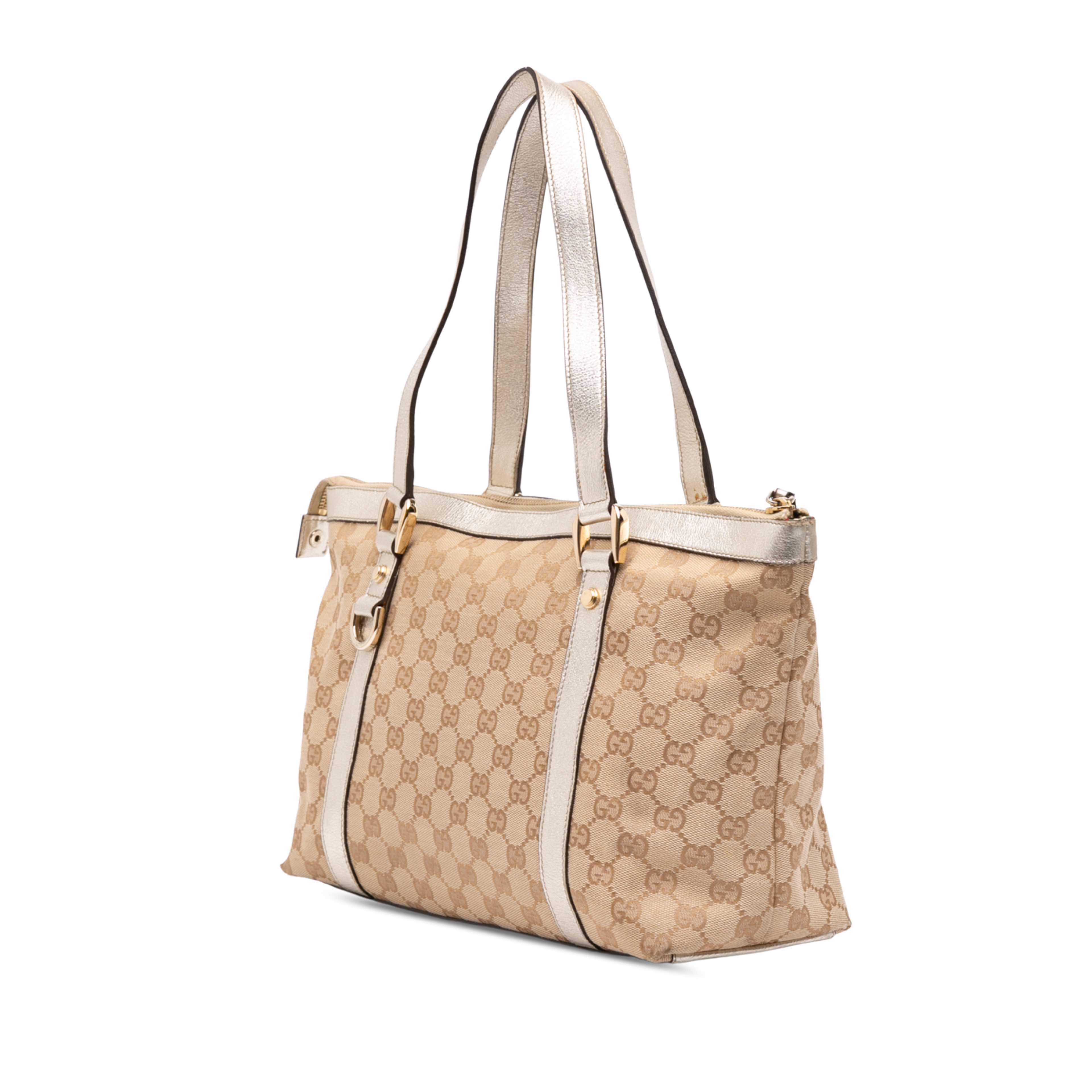 Gucci Gg Canvas Abbey D Ring Tote, från Luxclusif, i färgen beige. Klicka för att öppna bilden i stort format