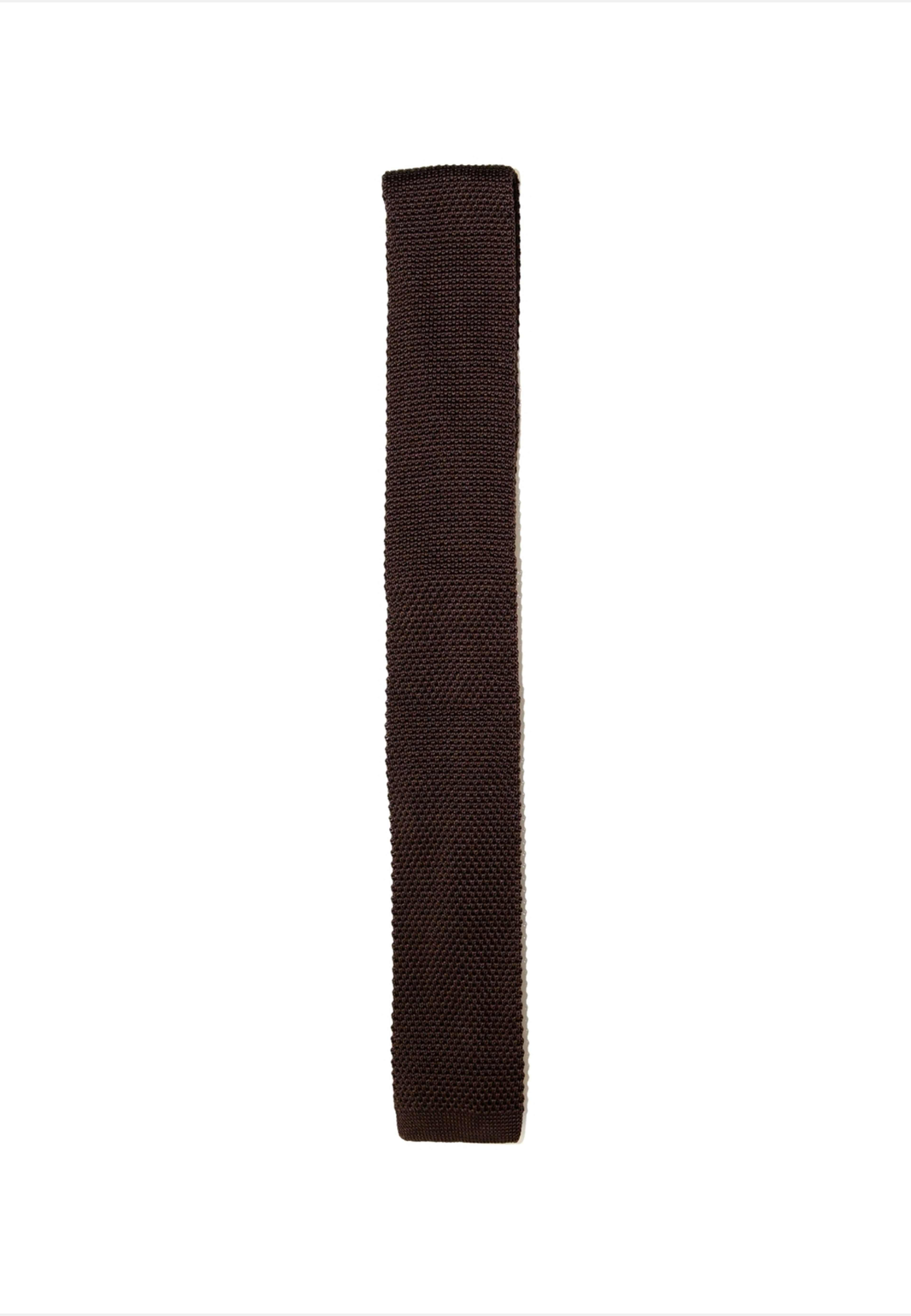 Silk Knitted Tie, från John Henric, i färgen brown. Klicka för att öppna bilden i stort format