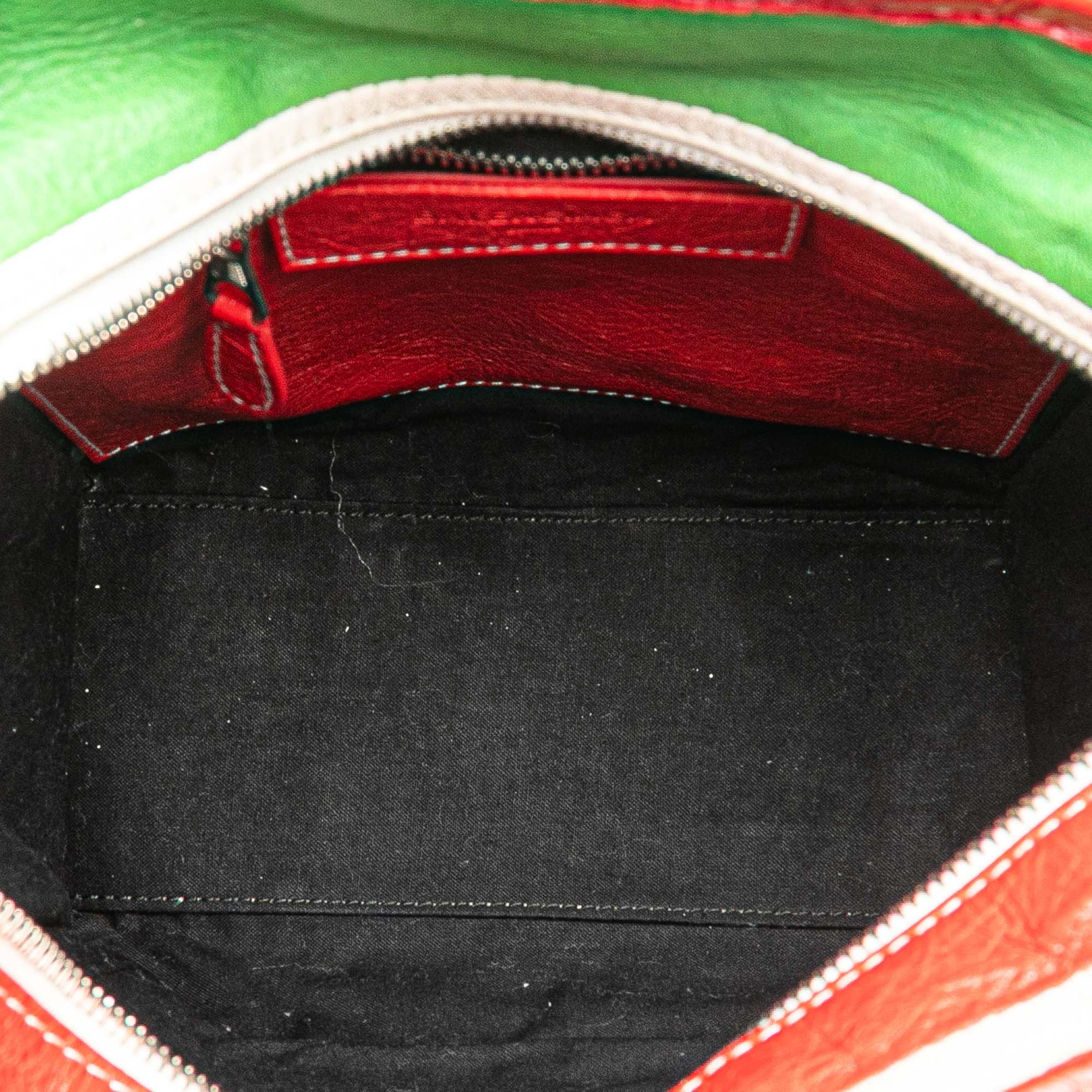 Balenciaga Xs Lambskin Bazar Shopper Tote, från Luxclusif, i färgen green. Klicka för att öppna bilden i stort format