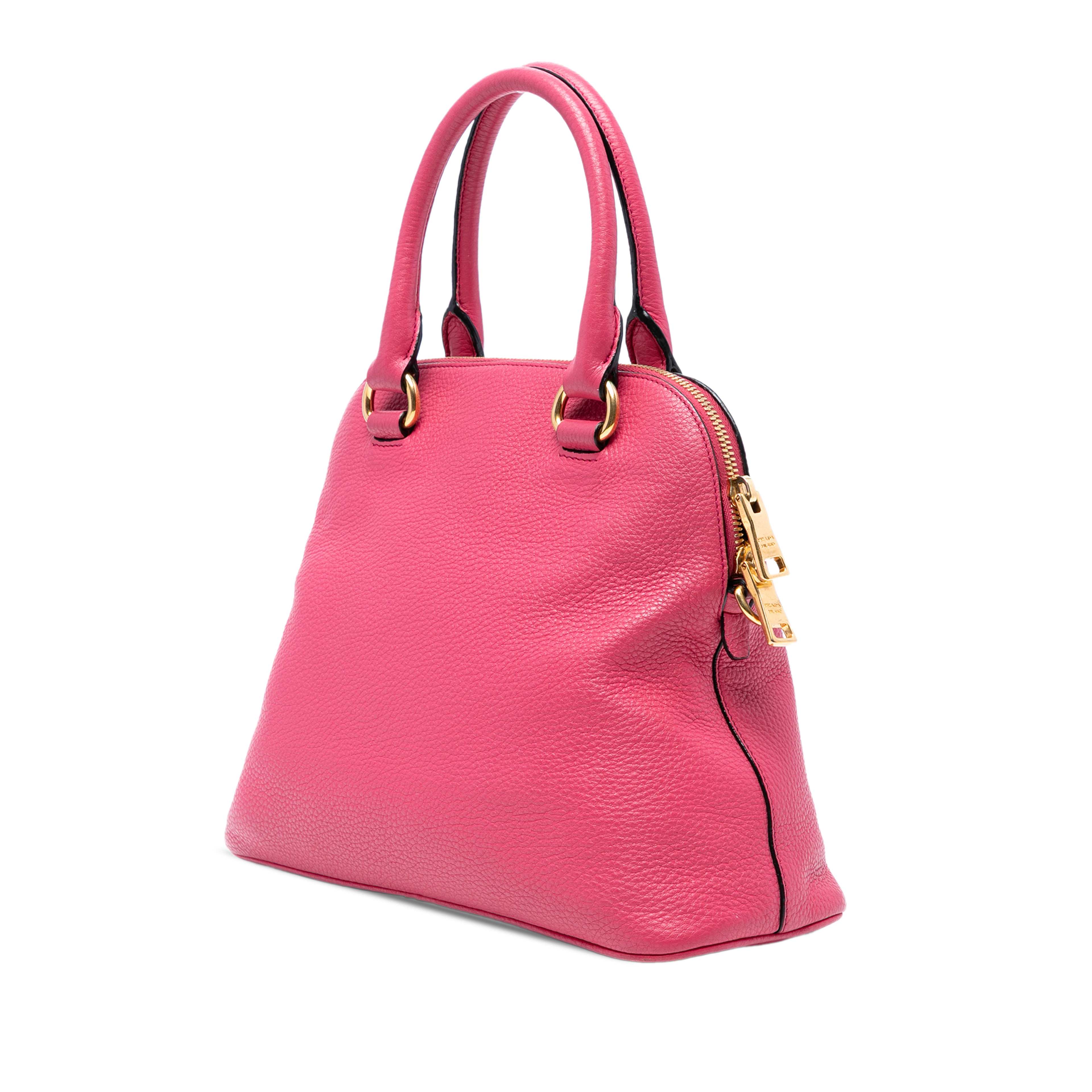 Prada Vitello Daino Dome Satchel, från Luxclusif, i färgen pink. Klicka för att öppna bilden i stort format