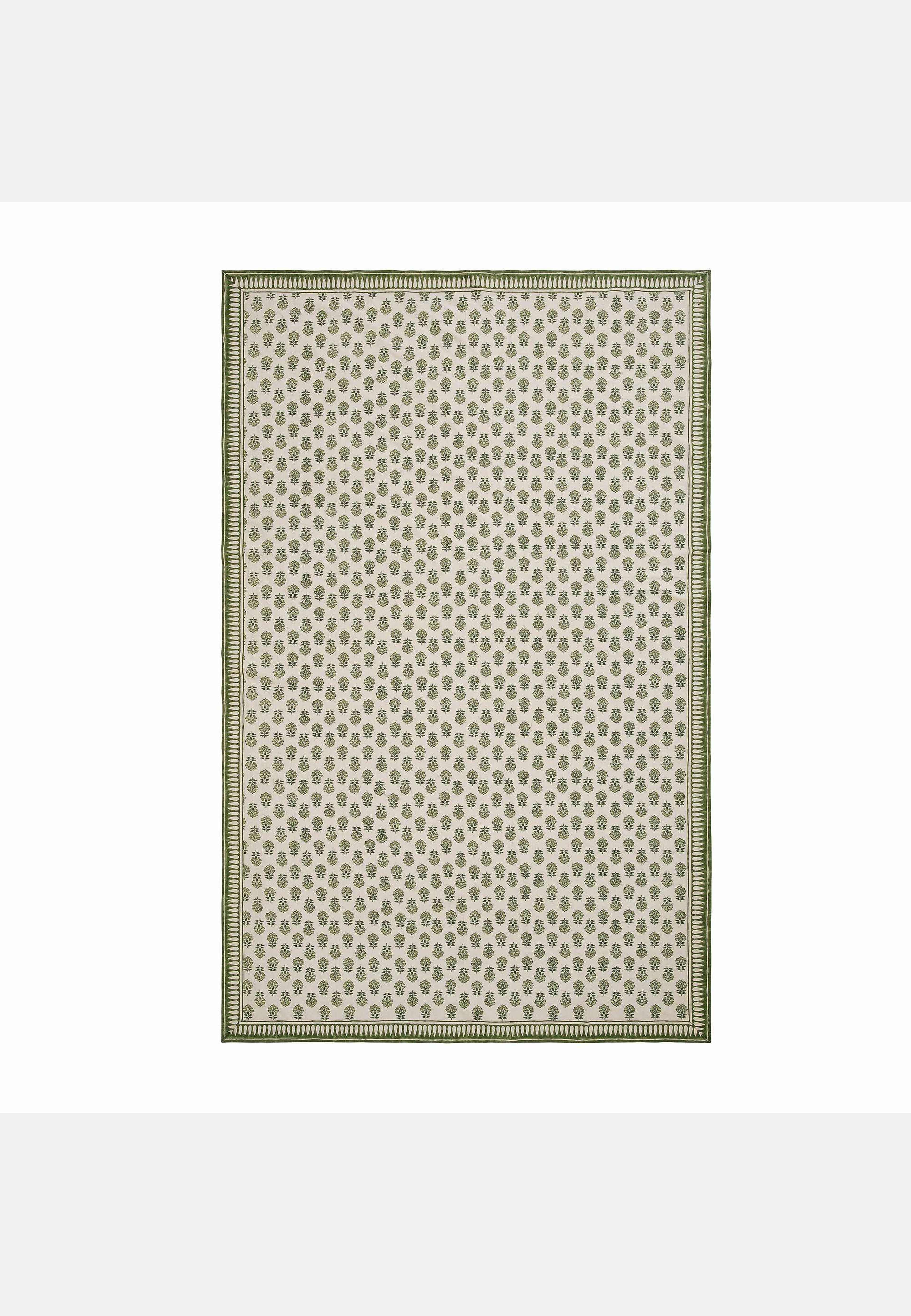 Ines Bordsduk, från Pick A Poppy, i färgen green. Klicka för att öppna bilden i stort format