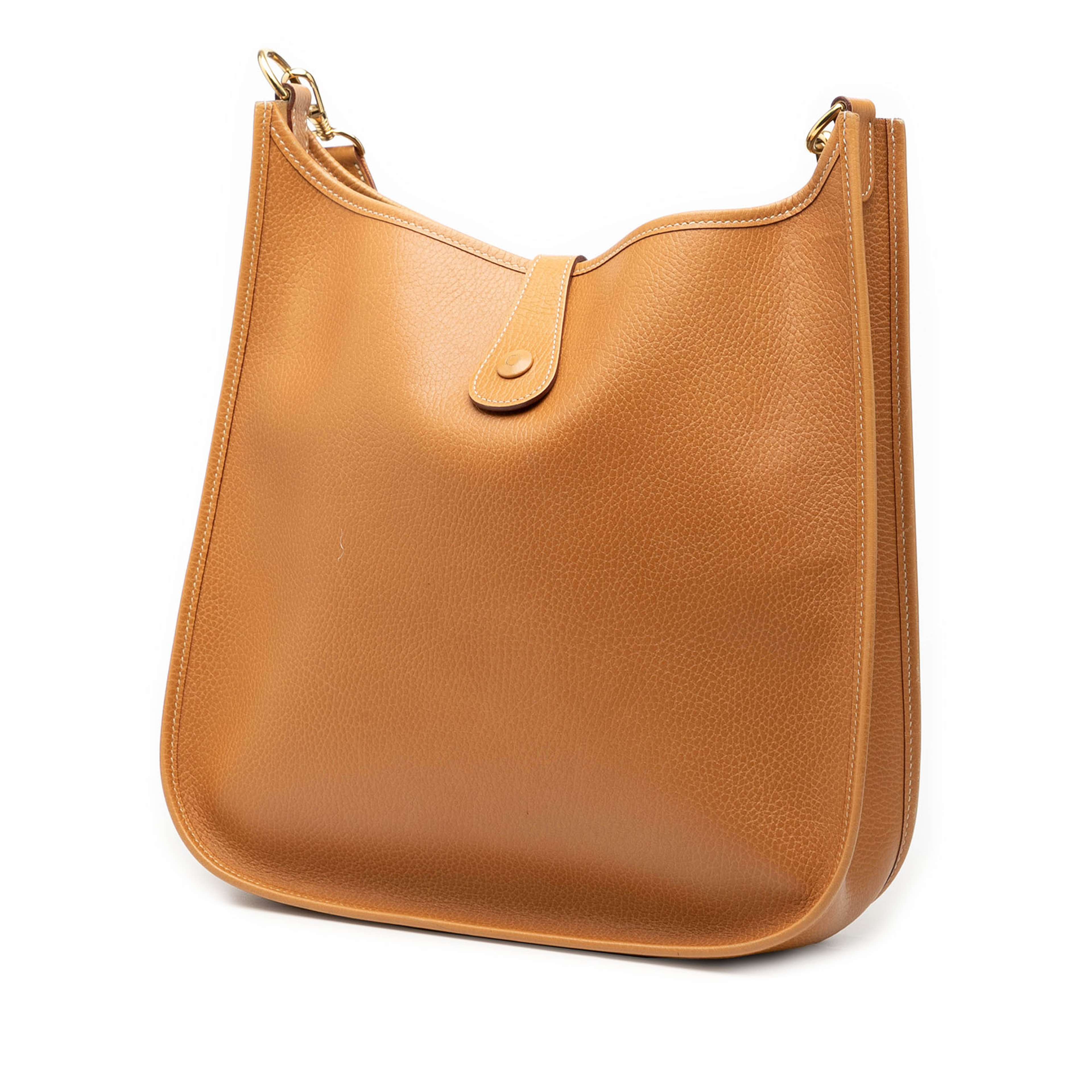 Hermès Ardennes Evelyne Gm, från Luxclusif, i färgen brown. Klicka för att öppna bilden i stort format