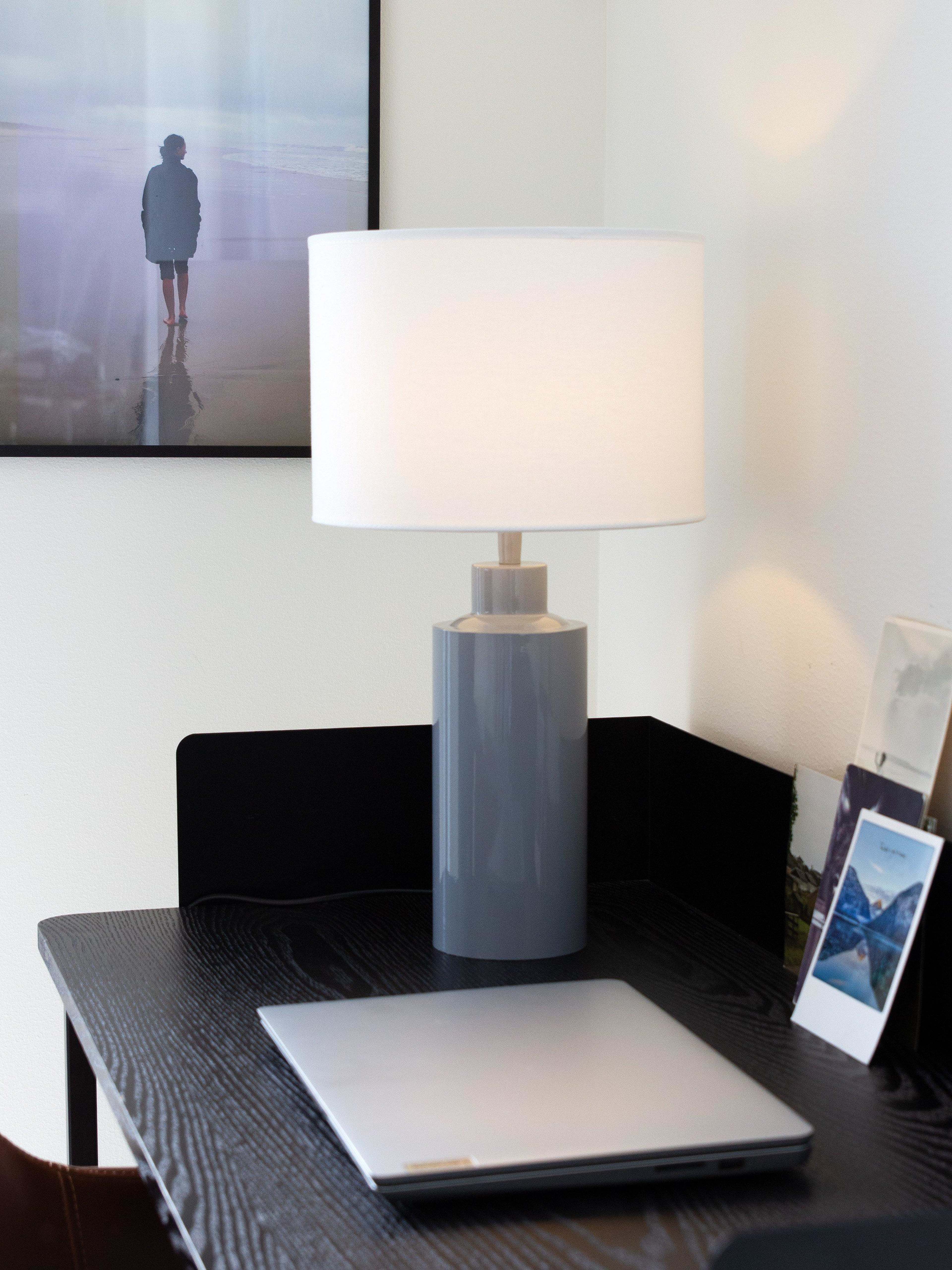 Solo Bordslampa, från PR Home, i färgen blue. Klicka för att öppna bilden i stort format